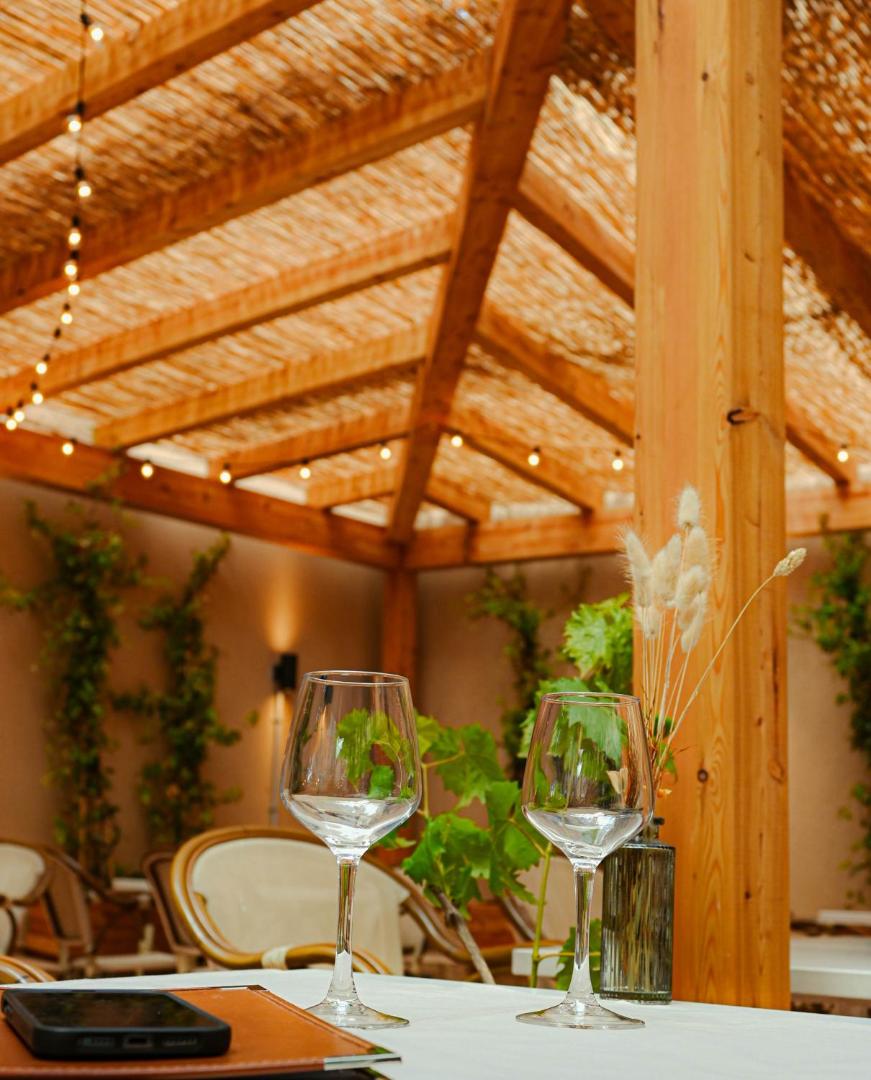 International & Terminus