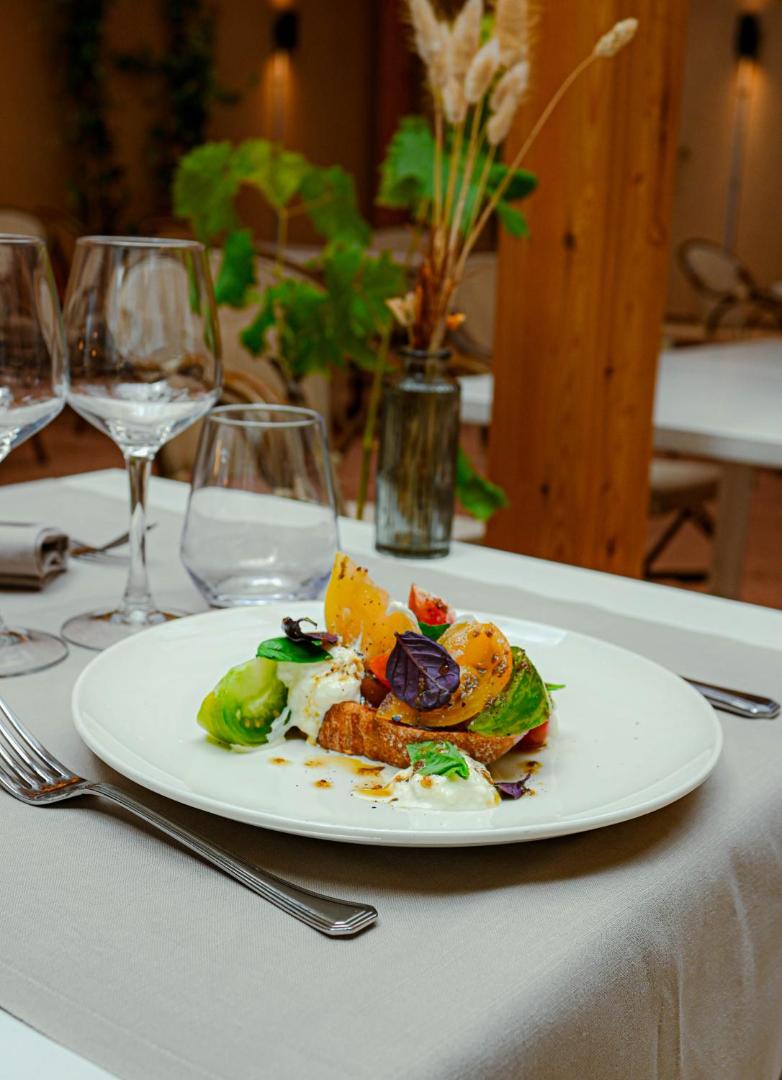 International & Terminus