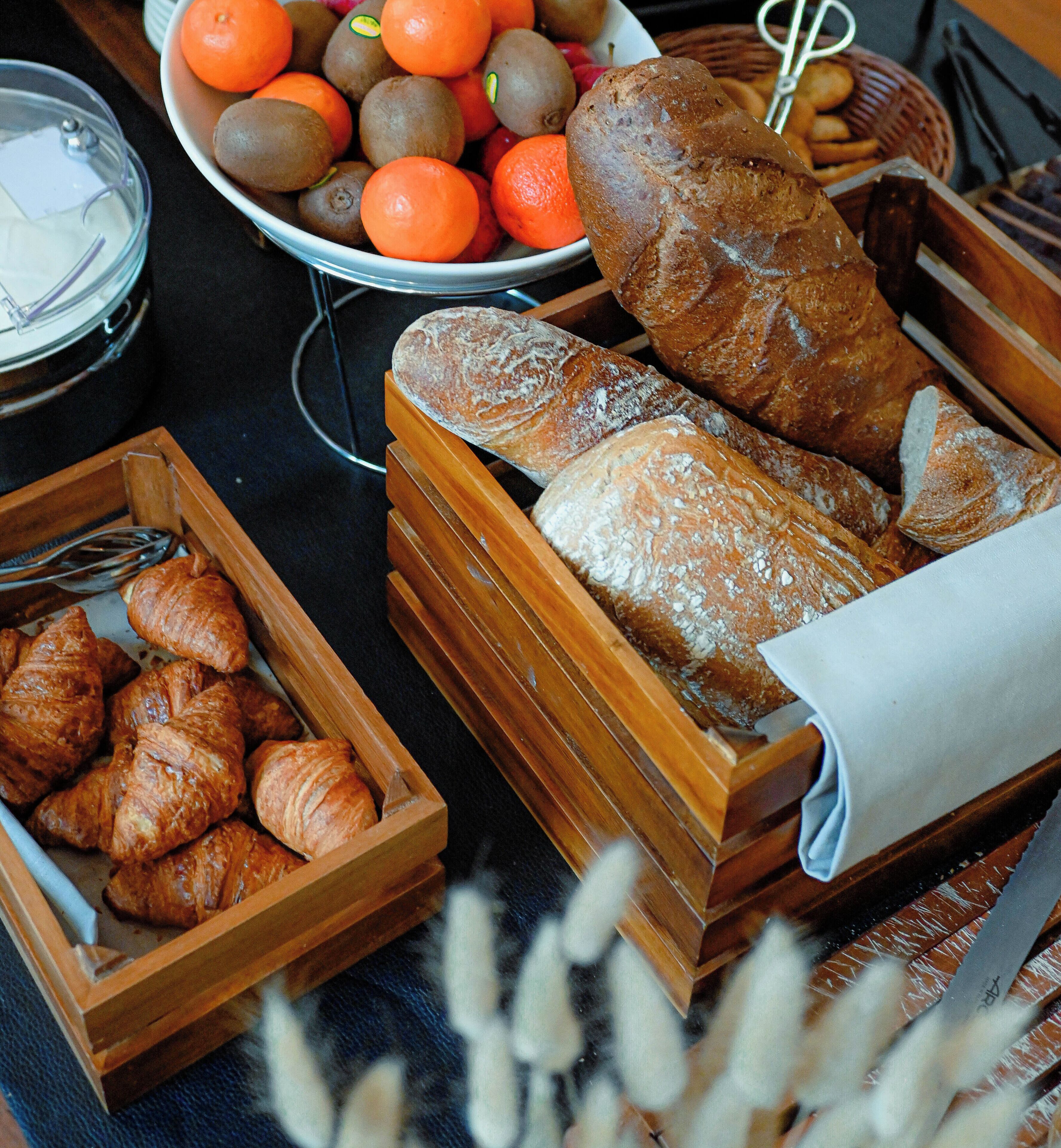 International & Terminus