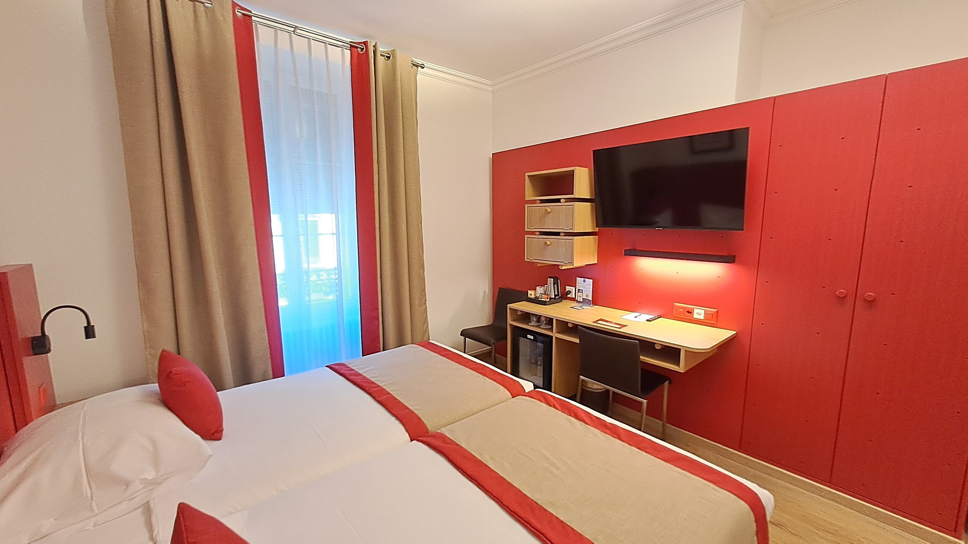 International & Terminus