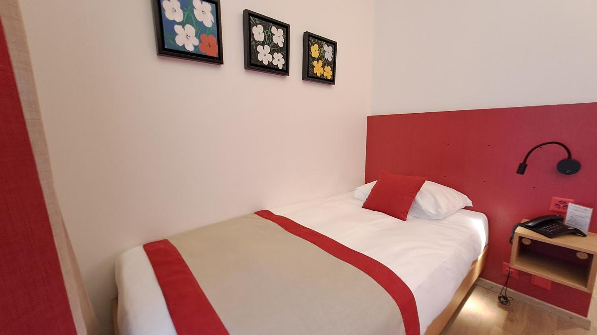 International & Terminus