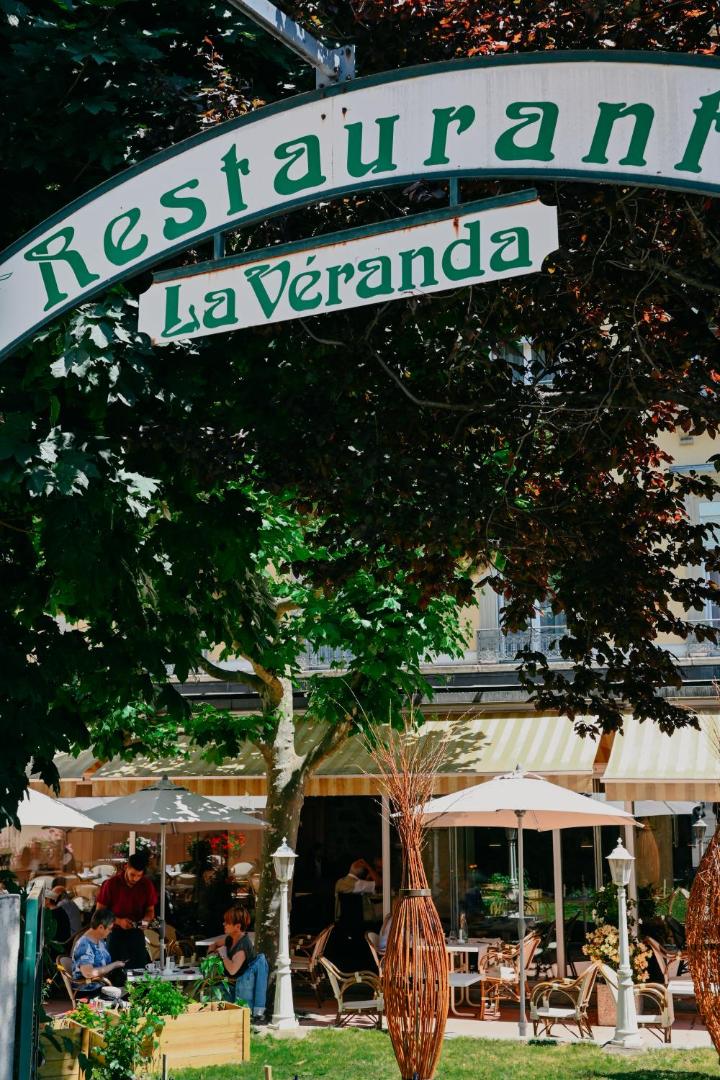 International & Terminus