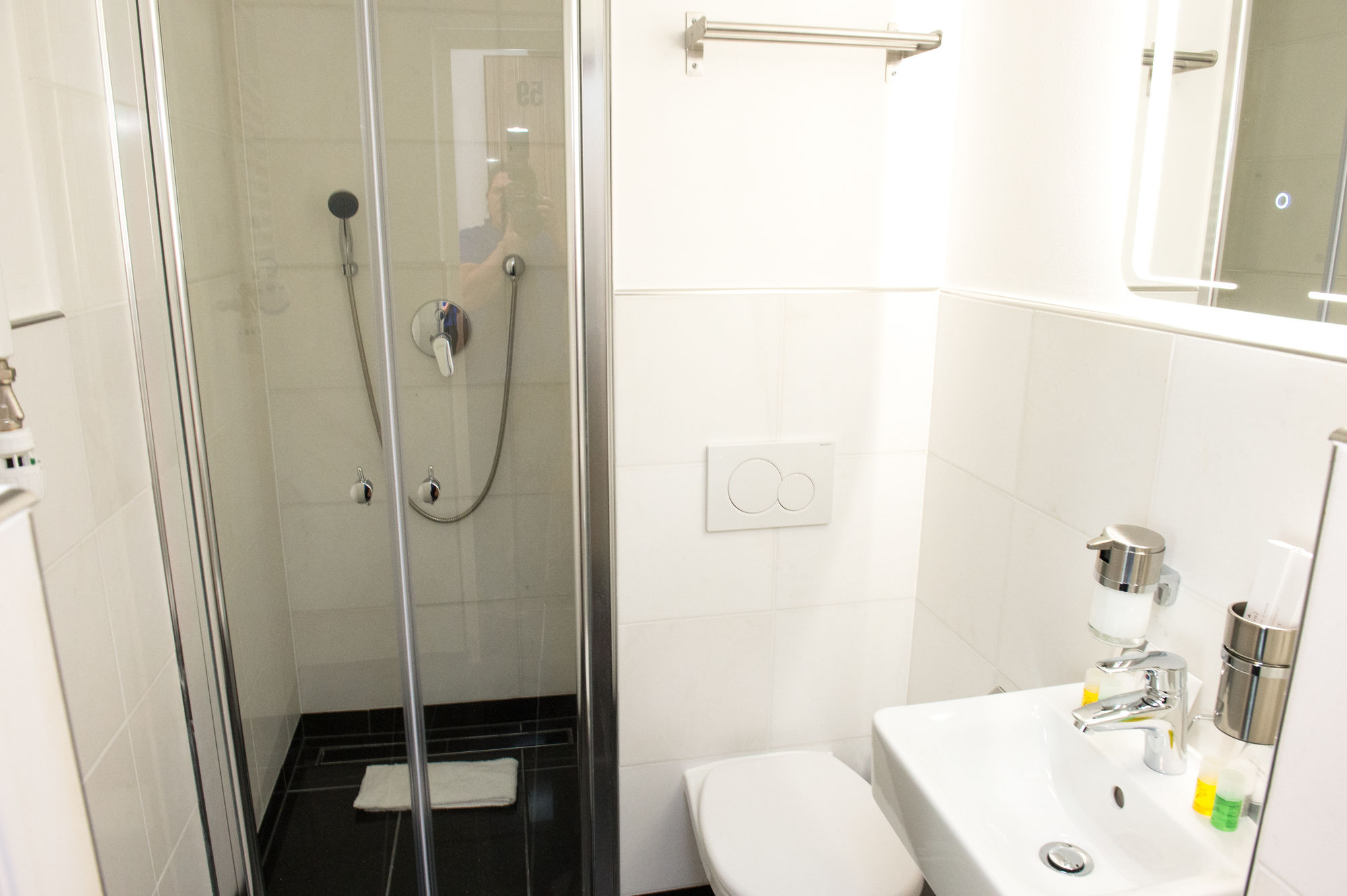 VISIONAPARTMENTS Service Apartments Lucerne - Neustadtstrasse