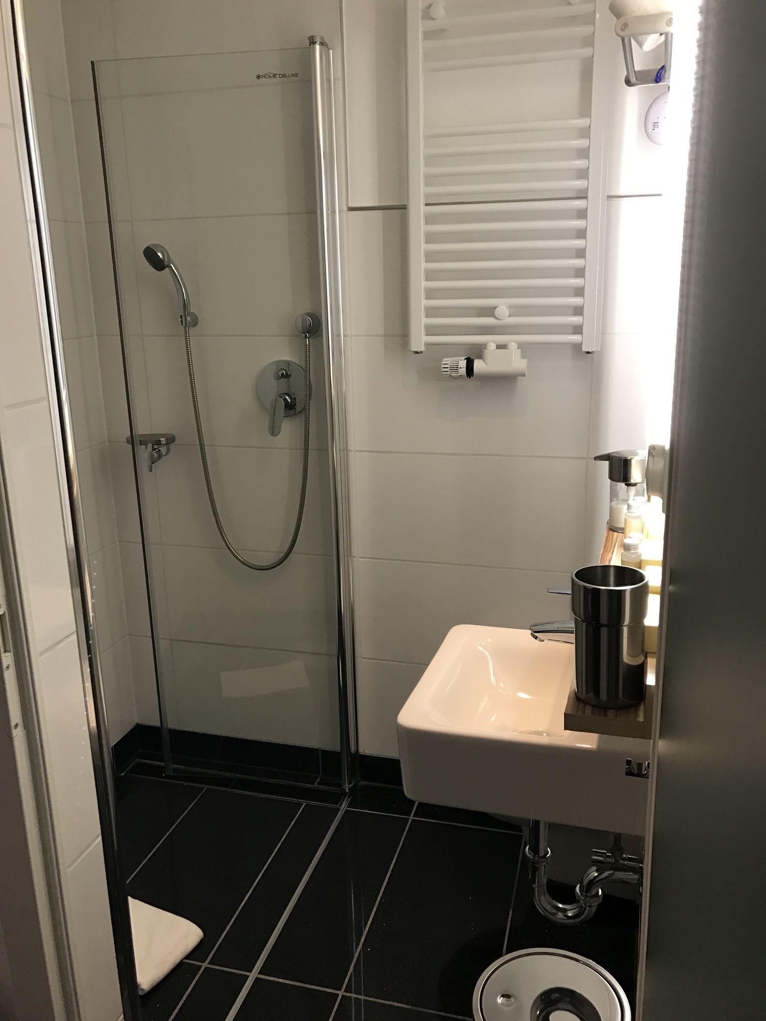 VISIONAPARTMENTS Service Apartments Lucerne - Neustadtstrasse