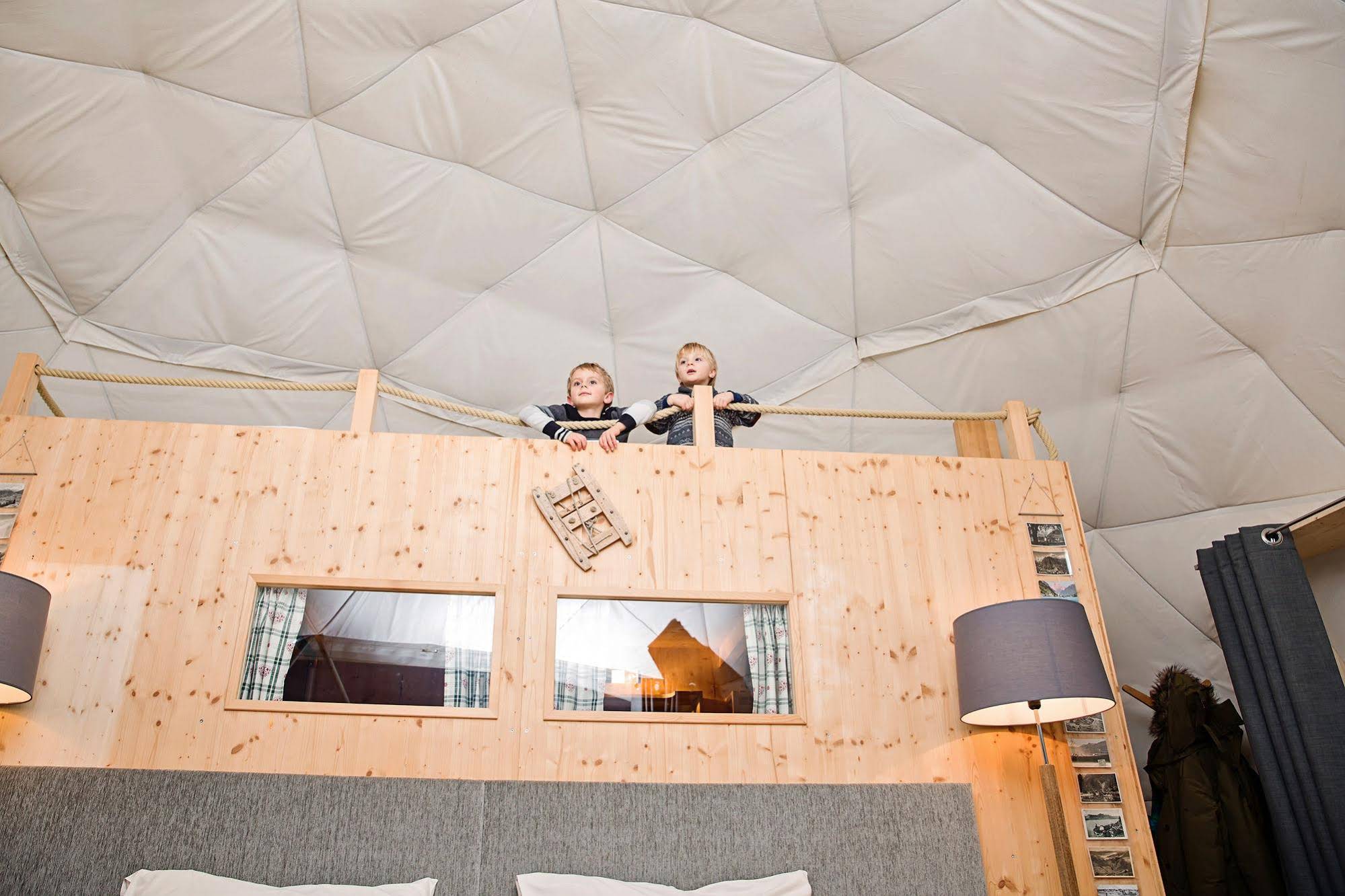 Whitepod Eco-Luxury Hotel