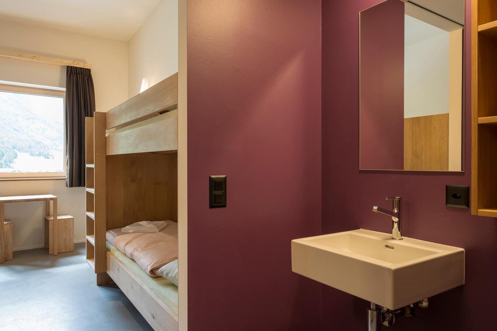 Wellness Hostel 4000