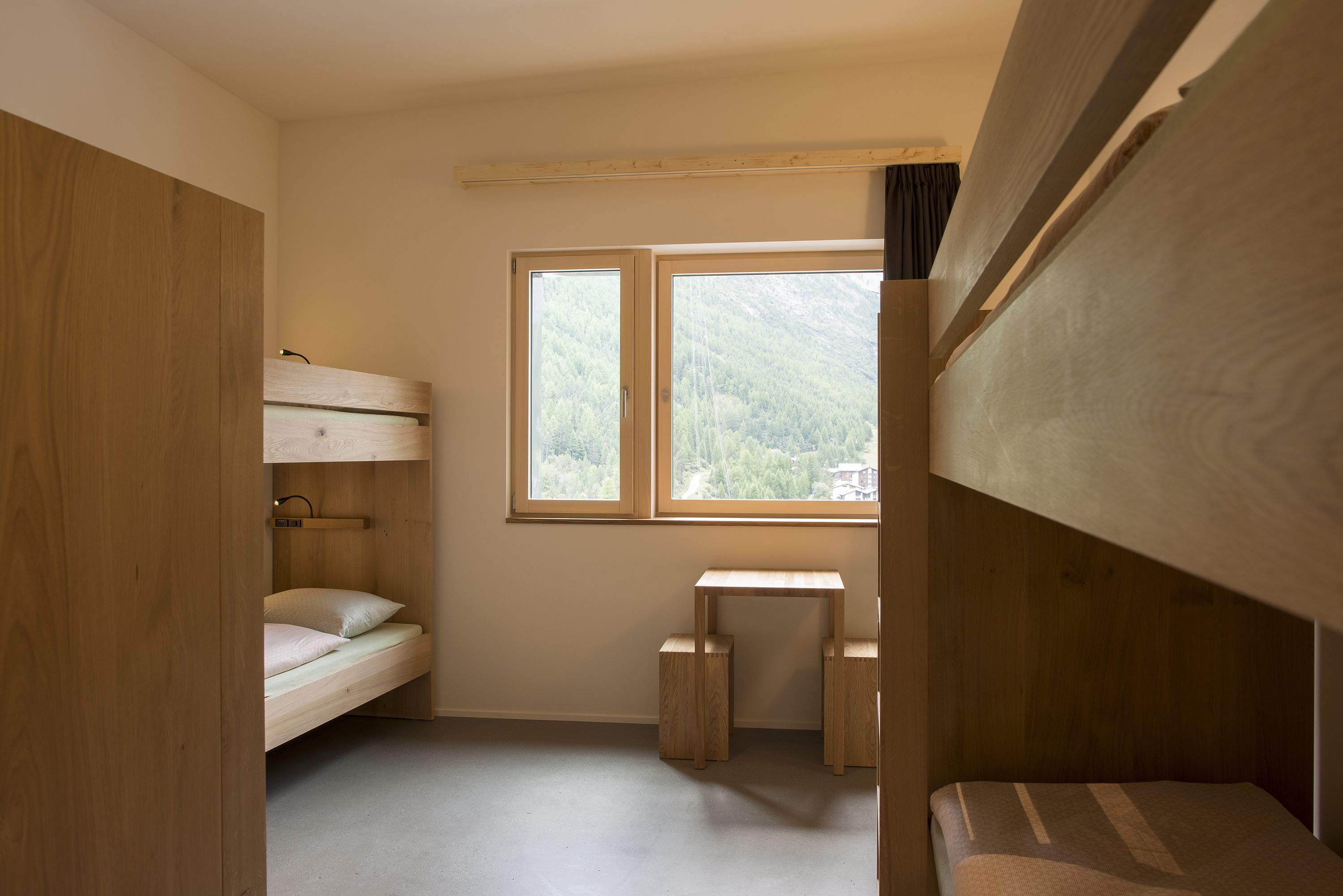 Wellness Hostel 4000