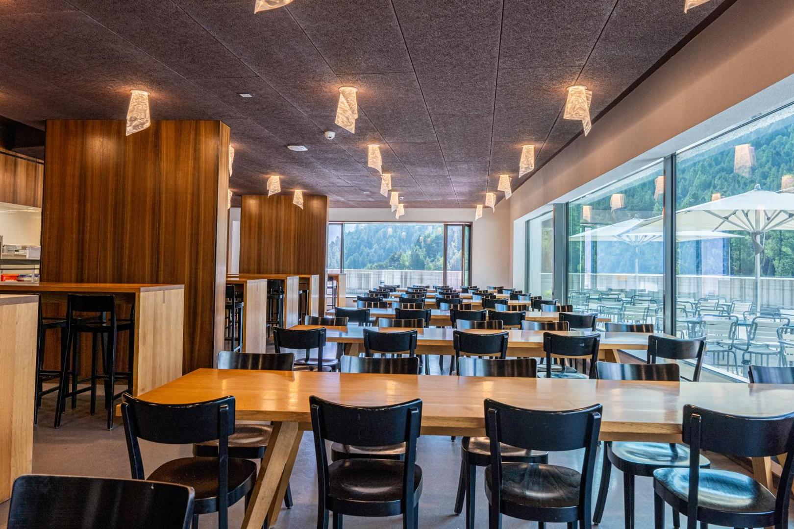 Wellness Hostel 4000