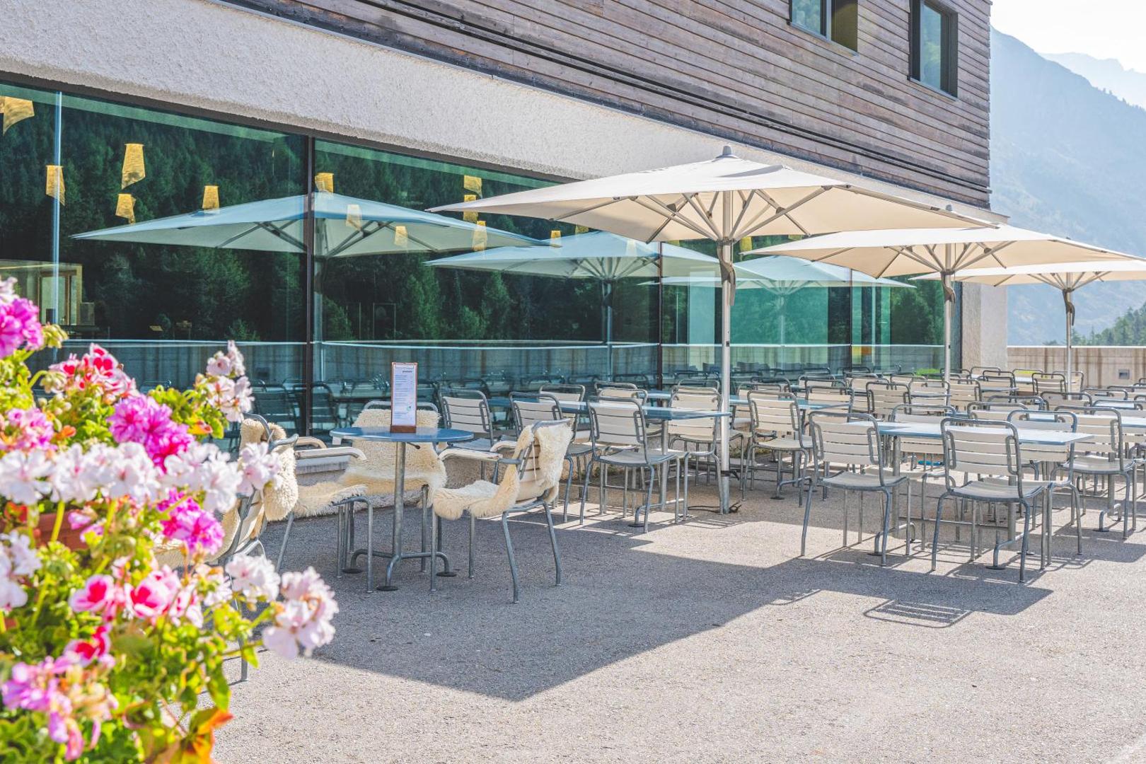 Wellness Hostel 4000