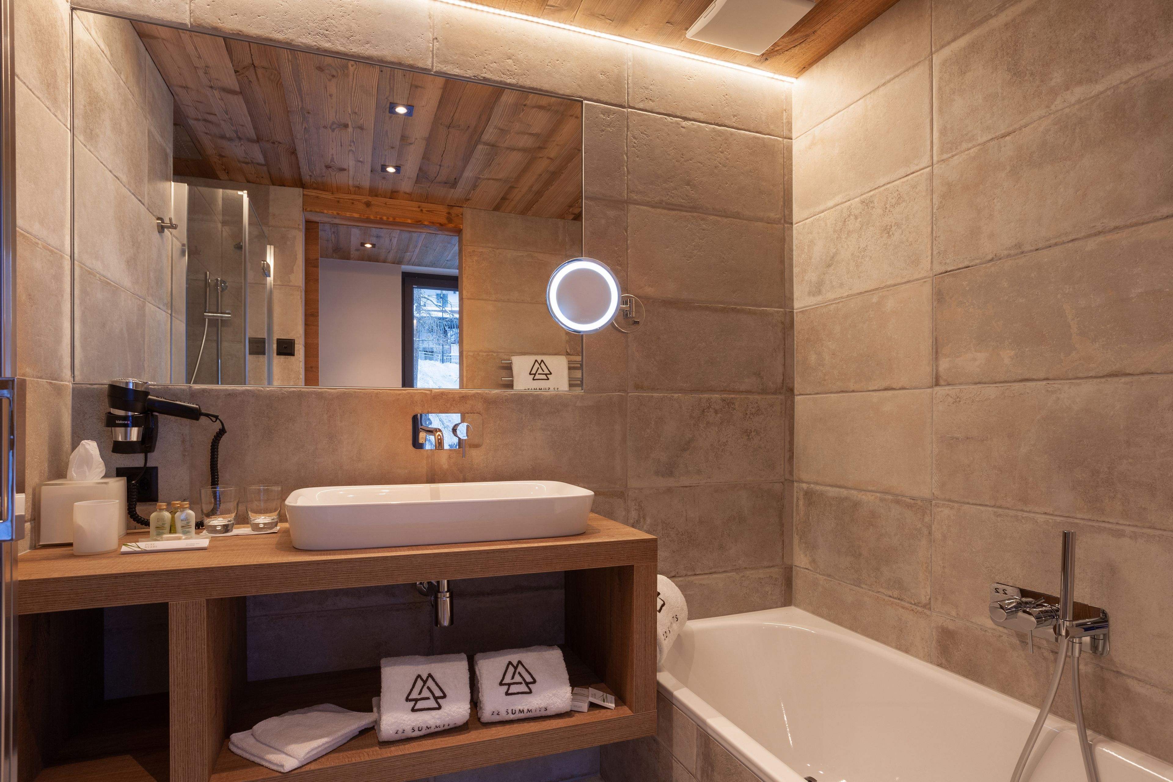 22 Summits Boutique Hotel