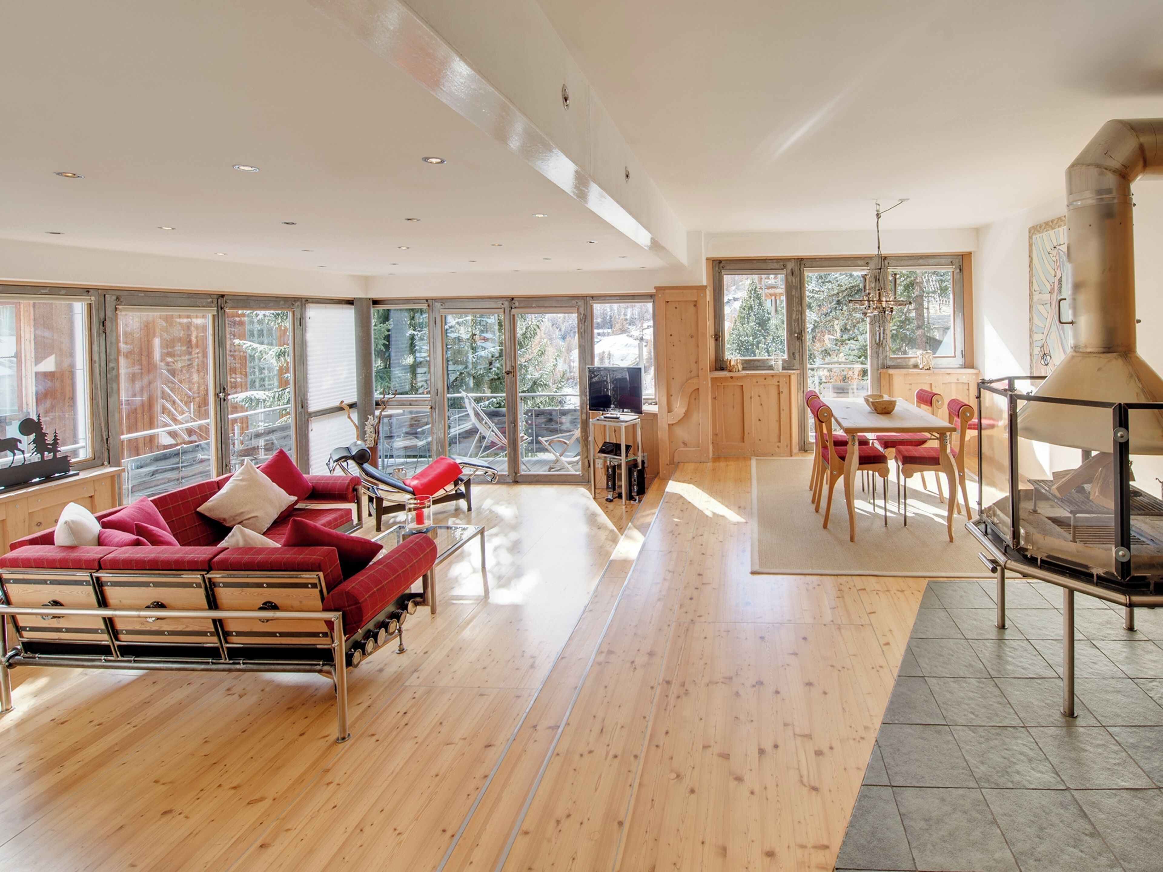 Backstage Hotel Serviced Apartments