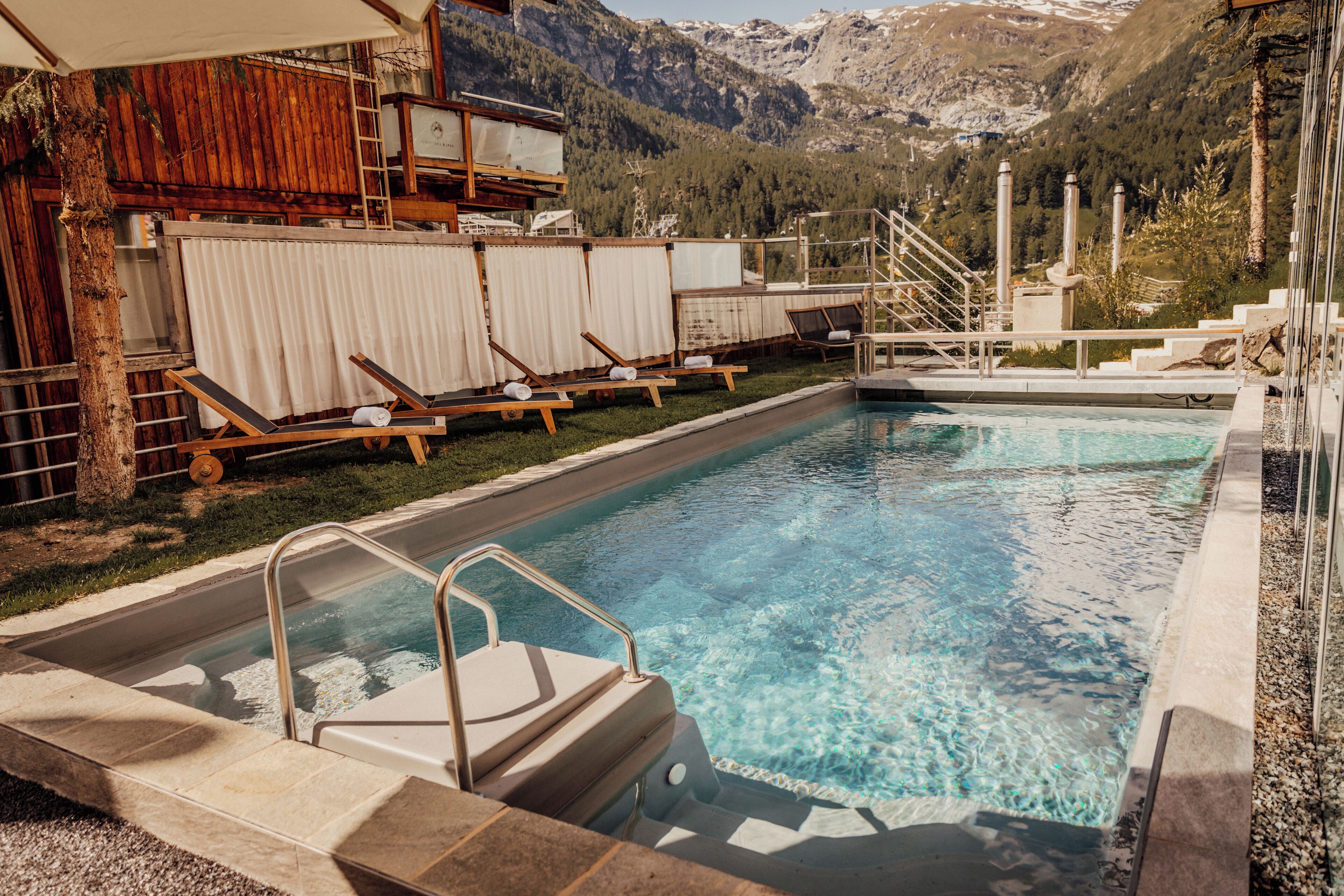 Backstage Hotel Serviced Apartments