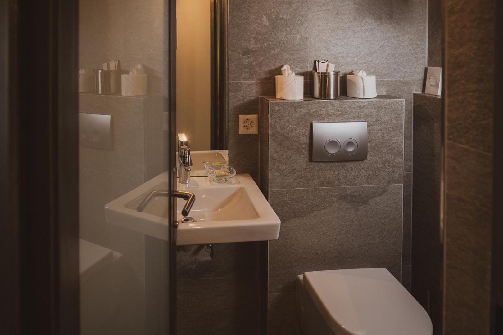 Backstage Hotel Serviced Apartments