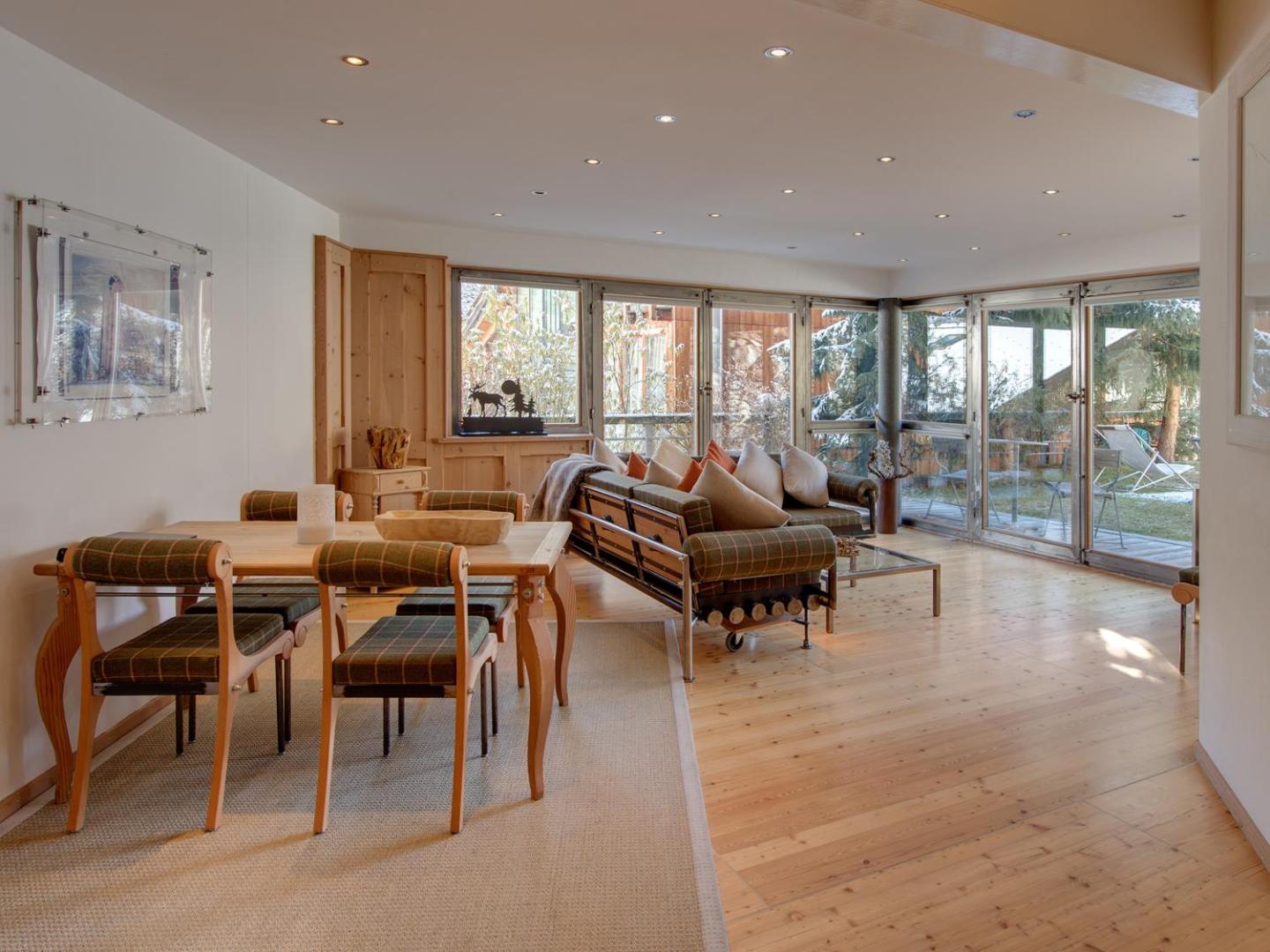 Backstage Hotel Serviced Apartments