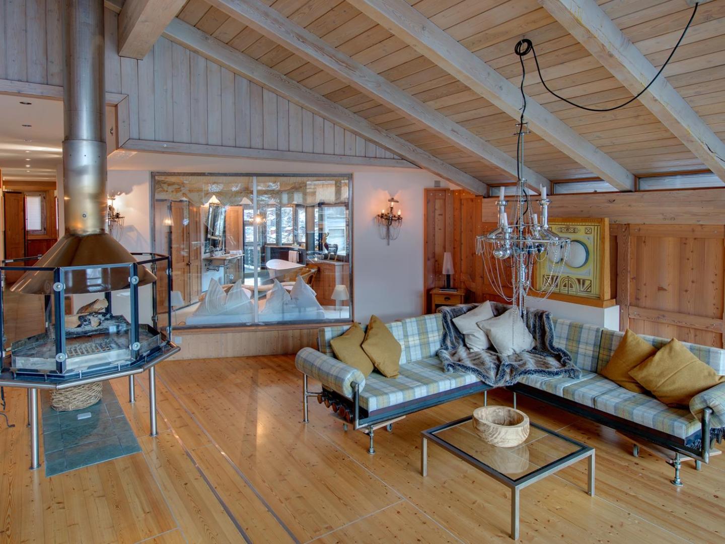 Backstage Hotel Serviced Apartments