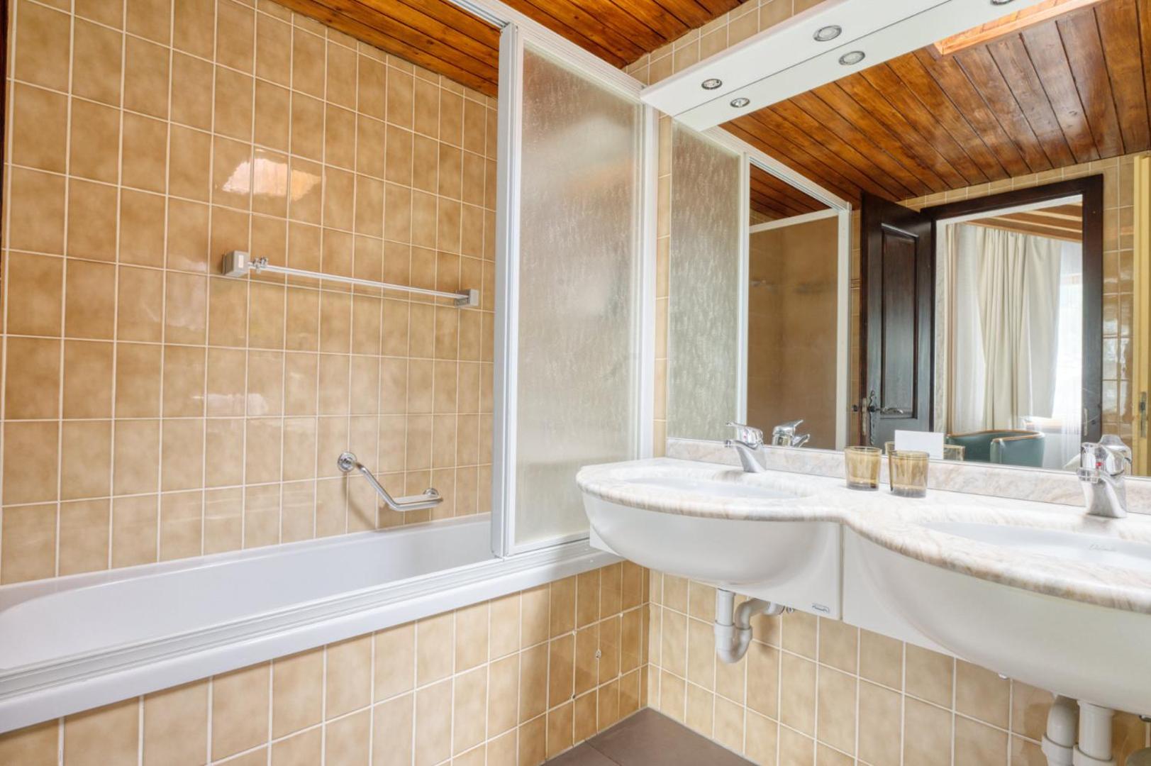 Hotel & Solebad Arca