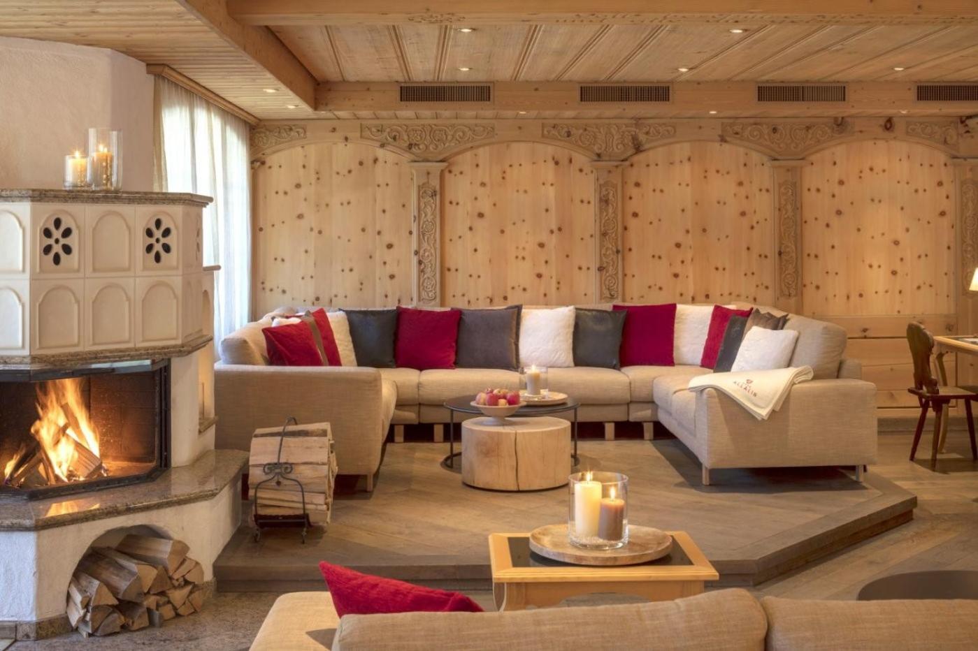 Swiss Alpine Hotel Allalin