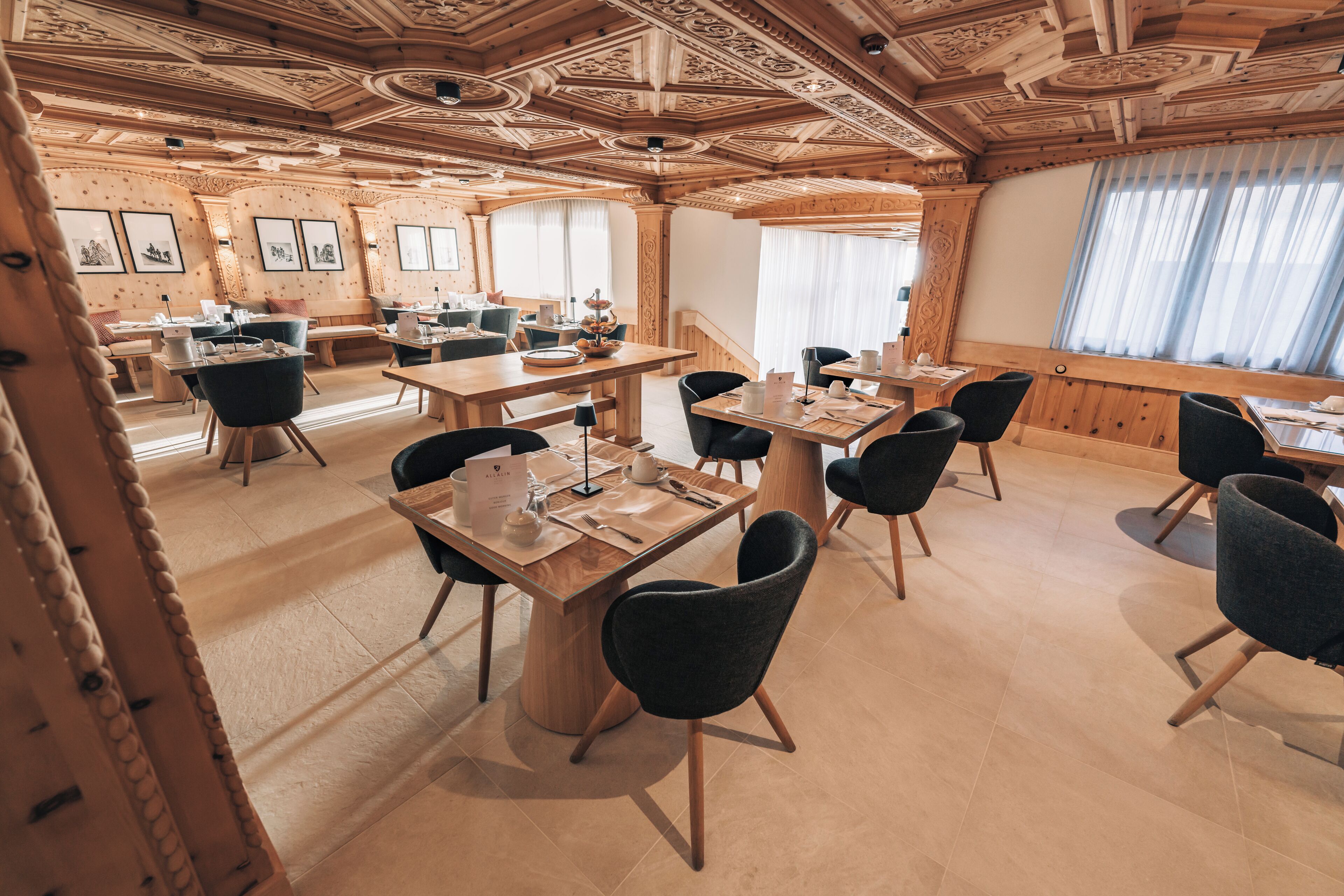 Swiss Alpine Hotel Allalin