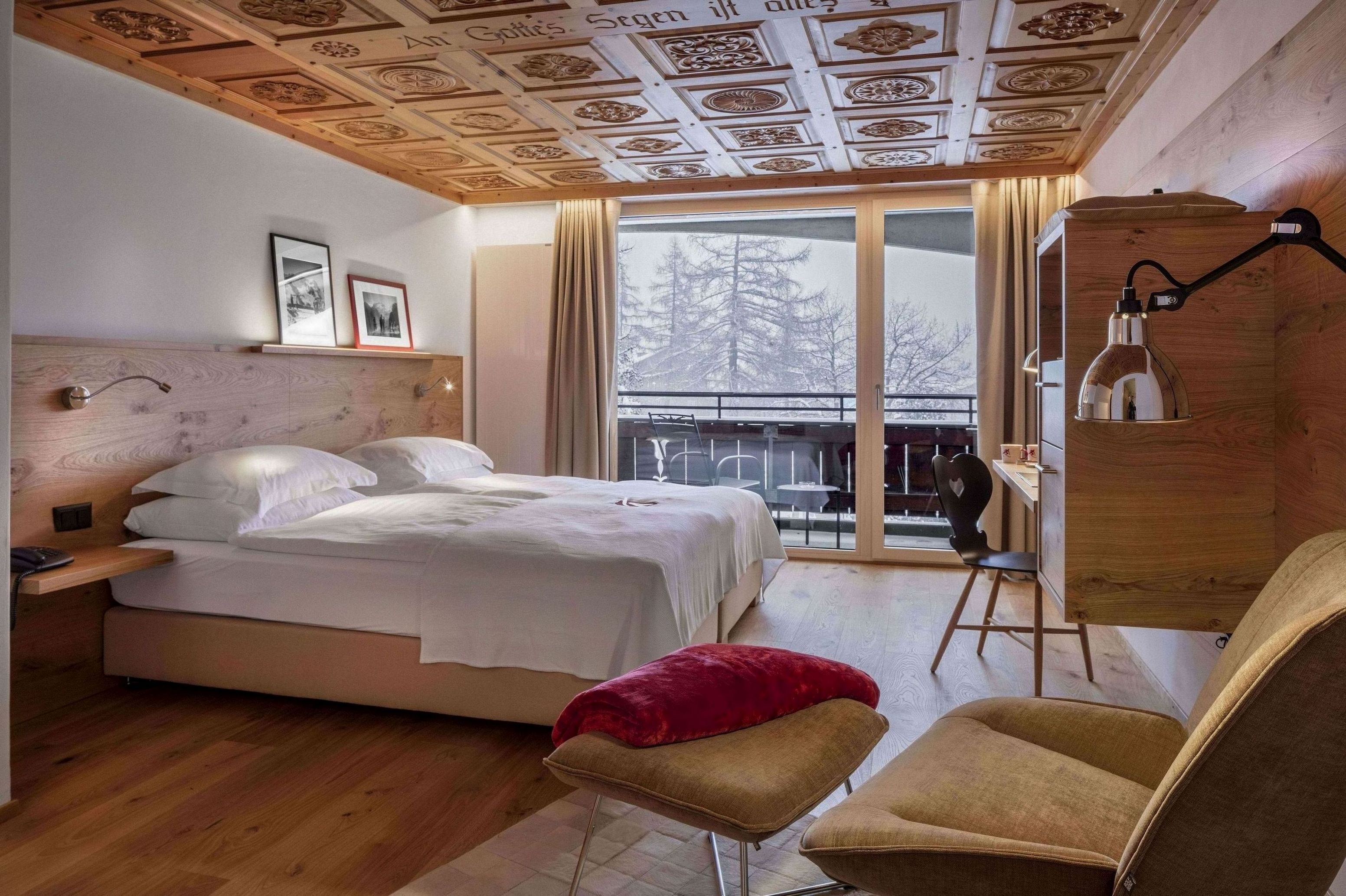 Swiss Alpine Hotel Allalin