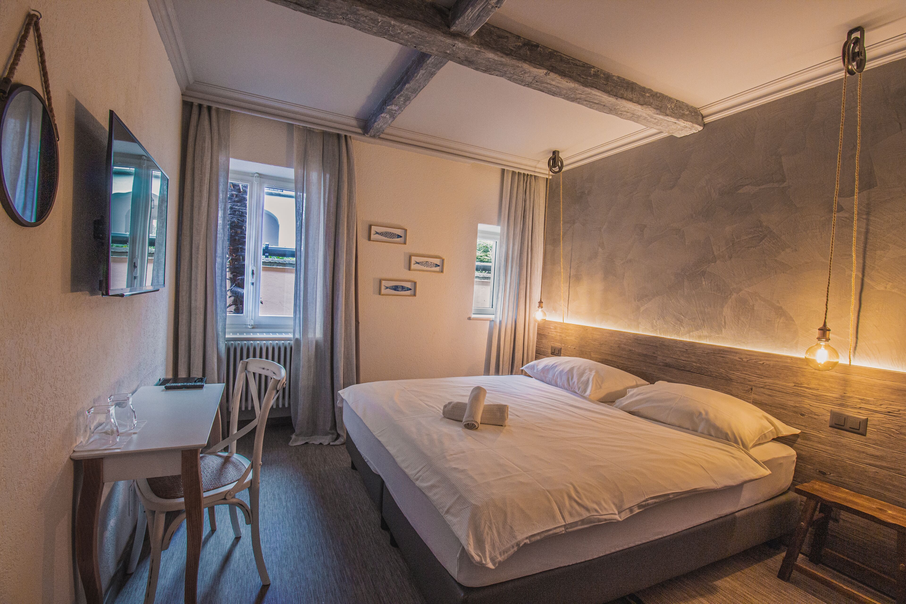 Seven Boutique Hotel