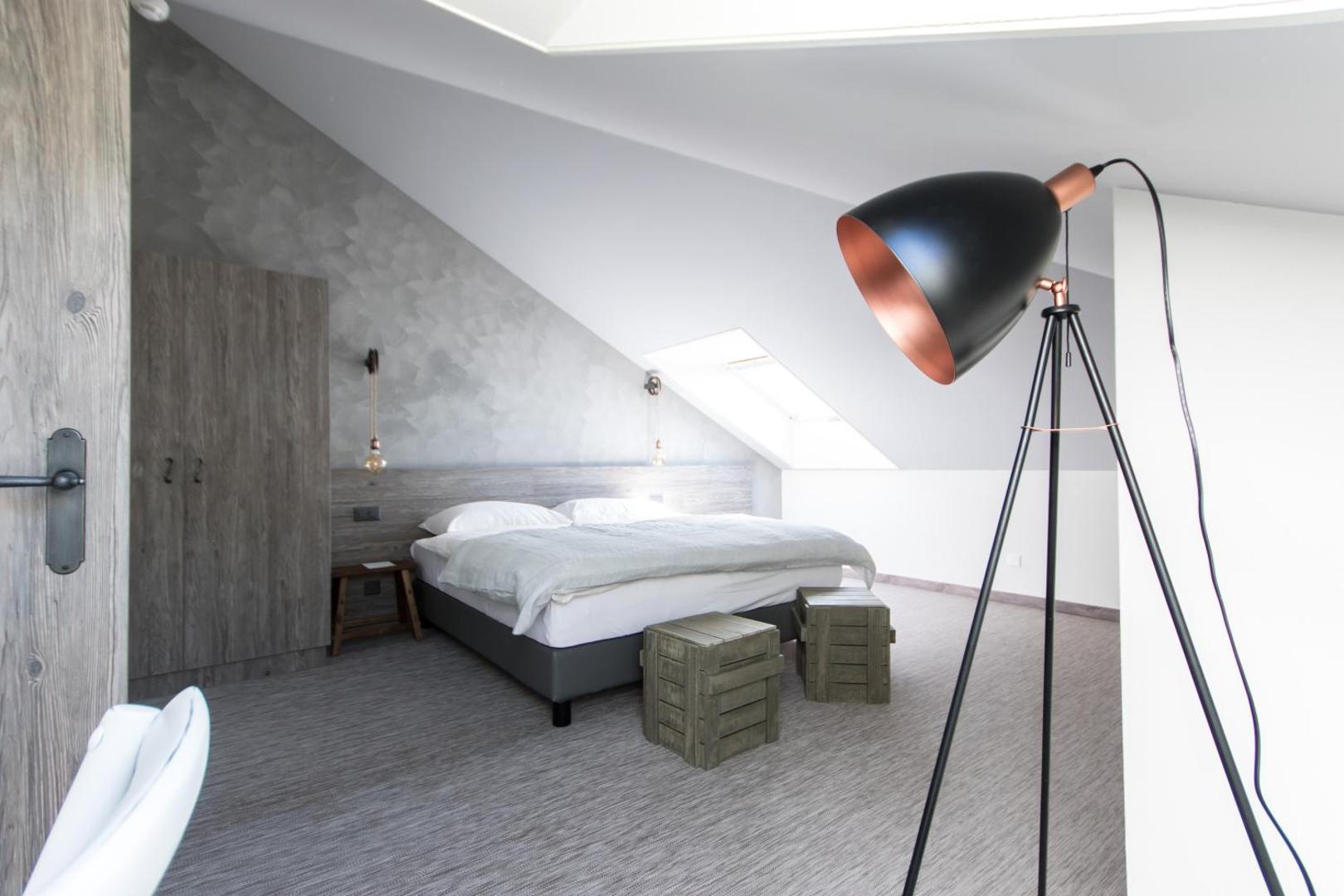 Seven Boutique Hotel