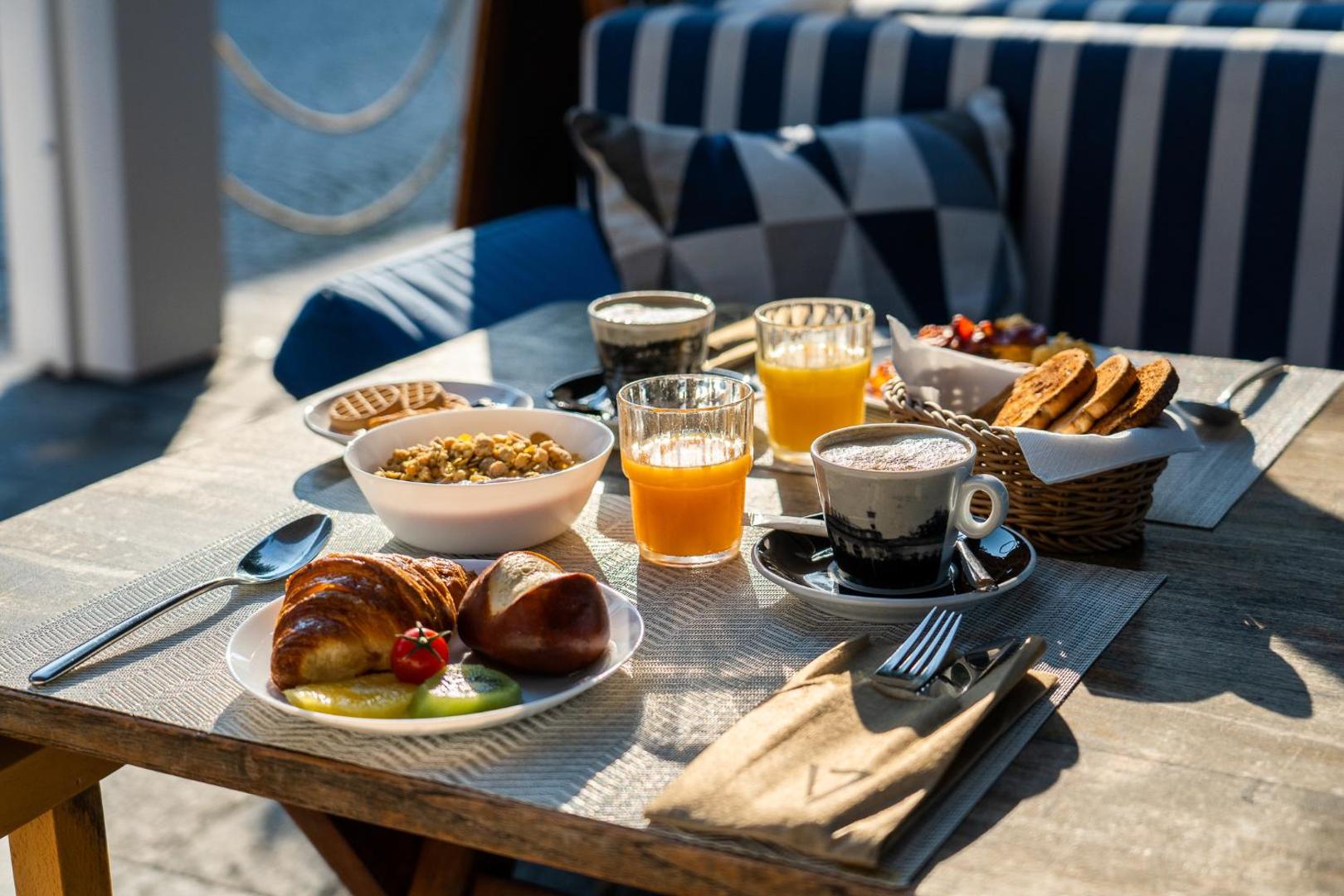 Seven Boutique Hotel