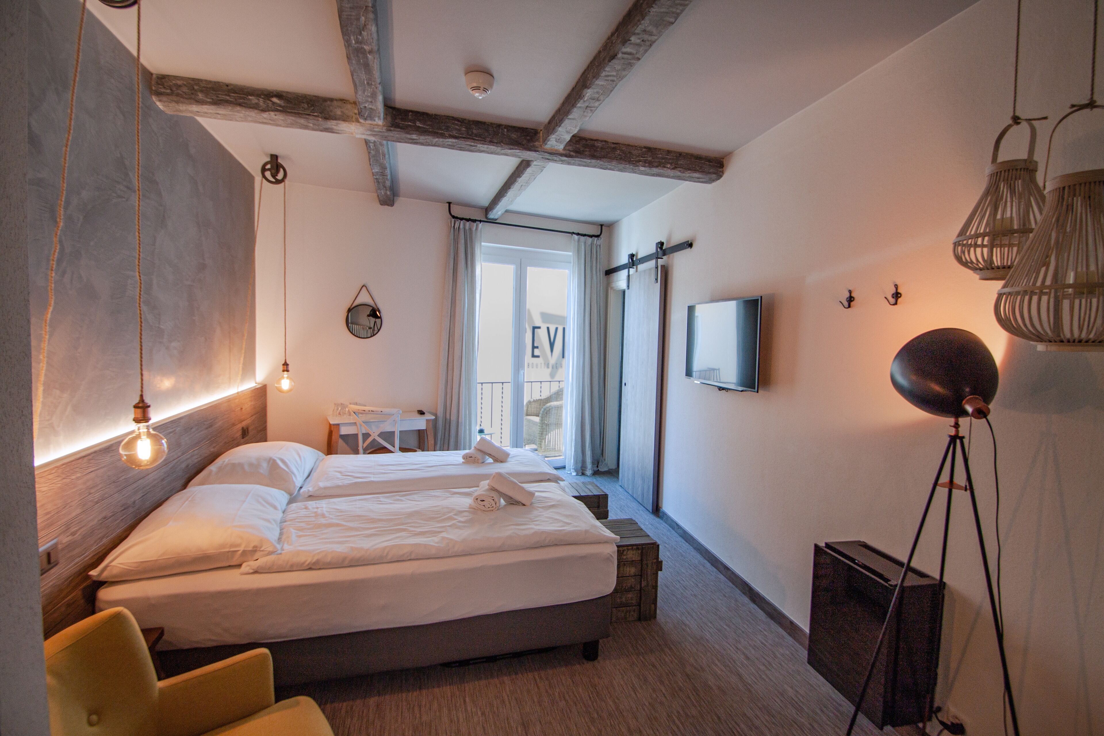 Seven Boutique Hotel