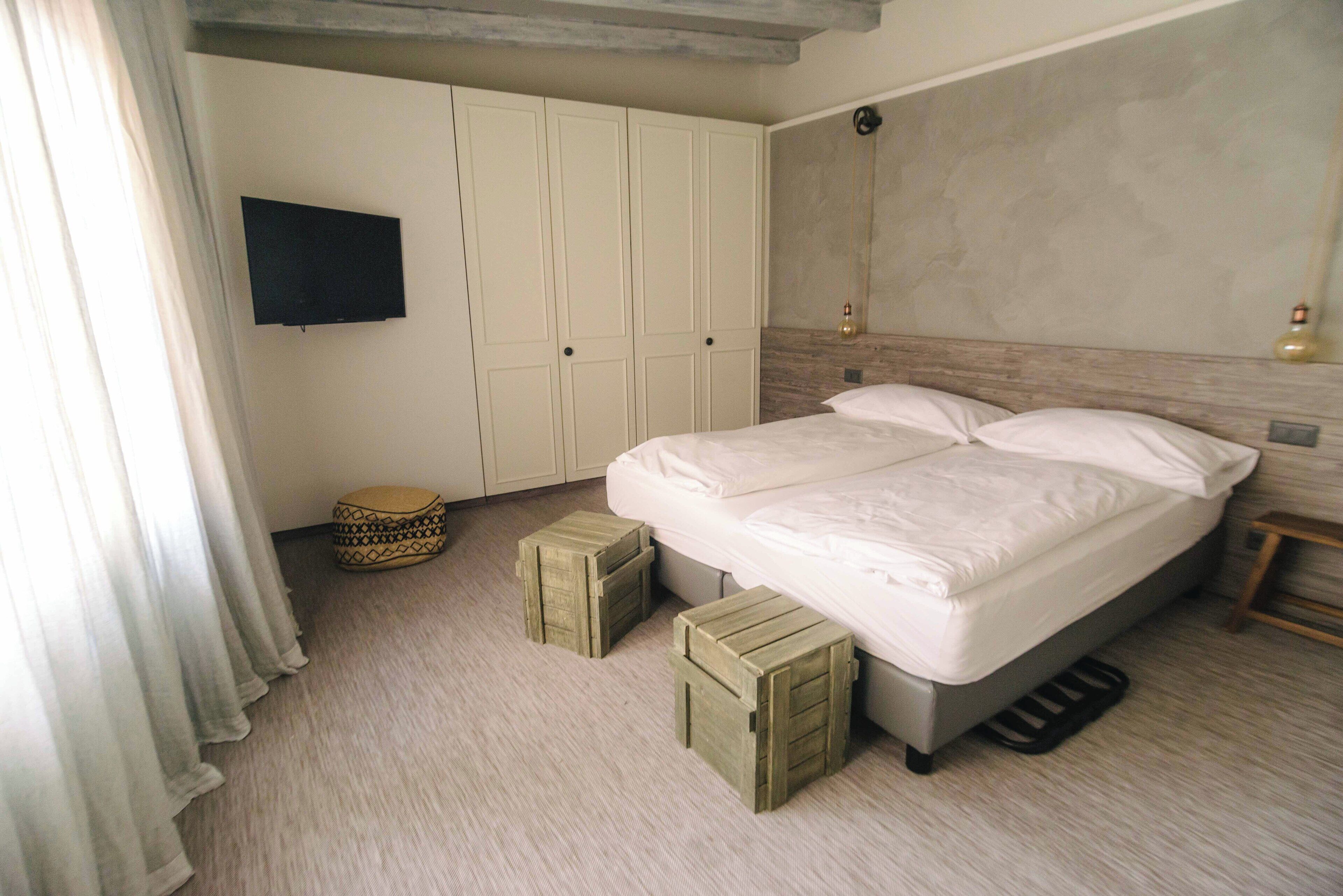 Seven Boutique Hotel