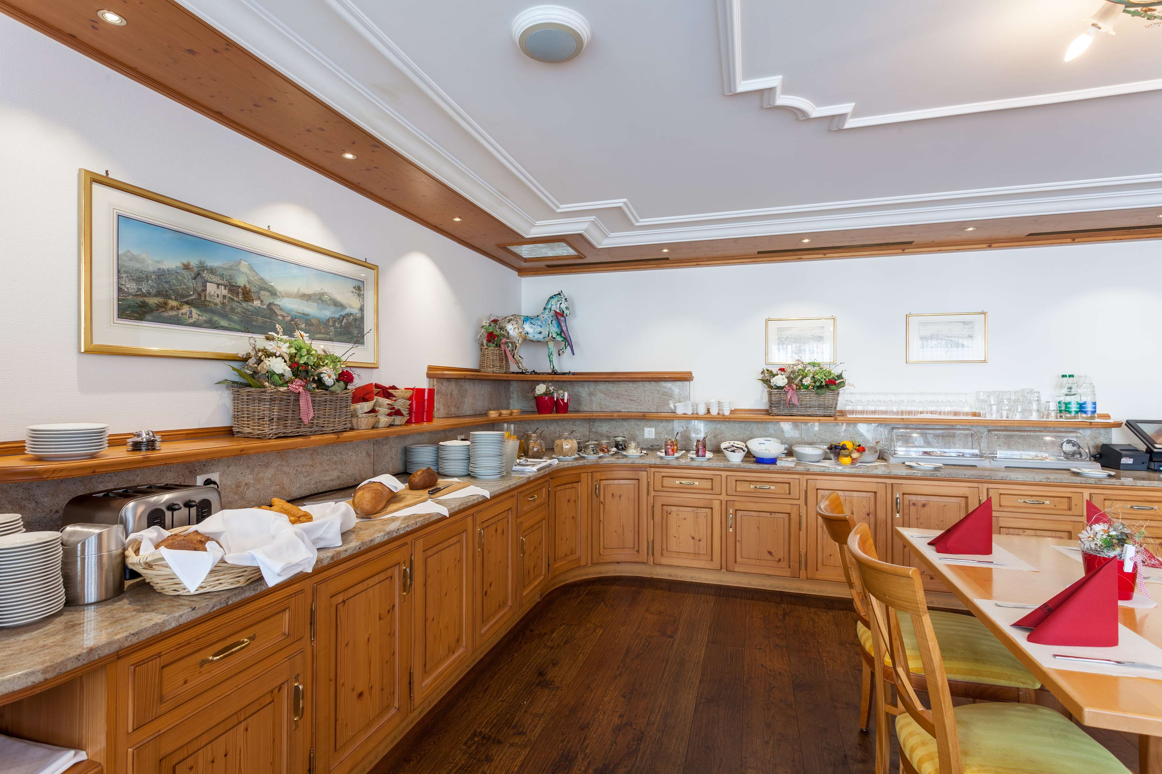 Hotel Weisses Rössli Brunnen