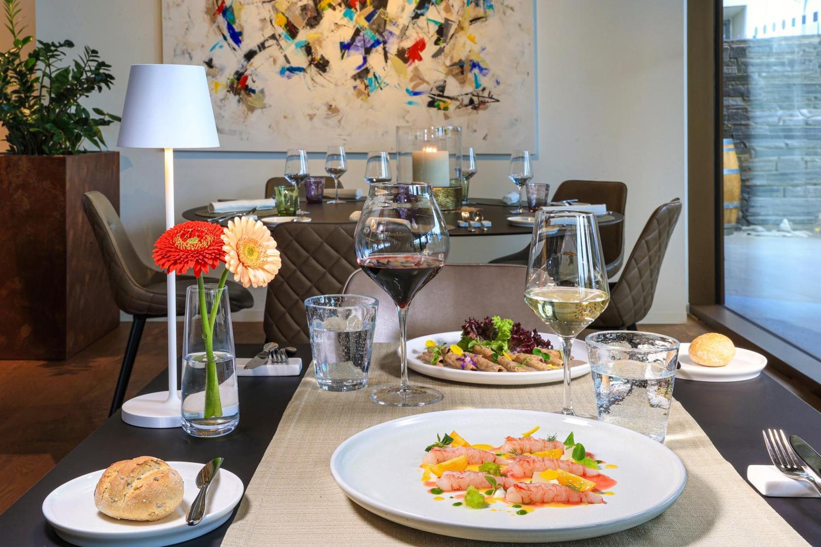 Hotel & Lounge Lago Maggiore