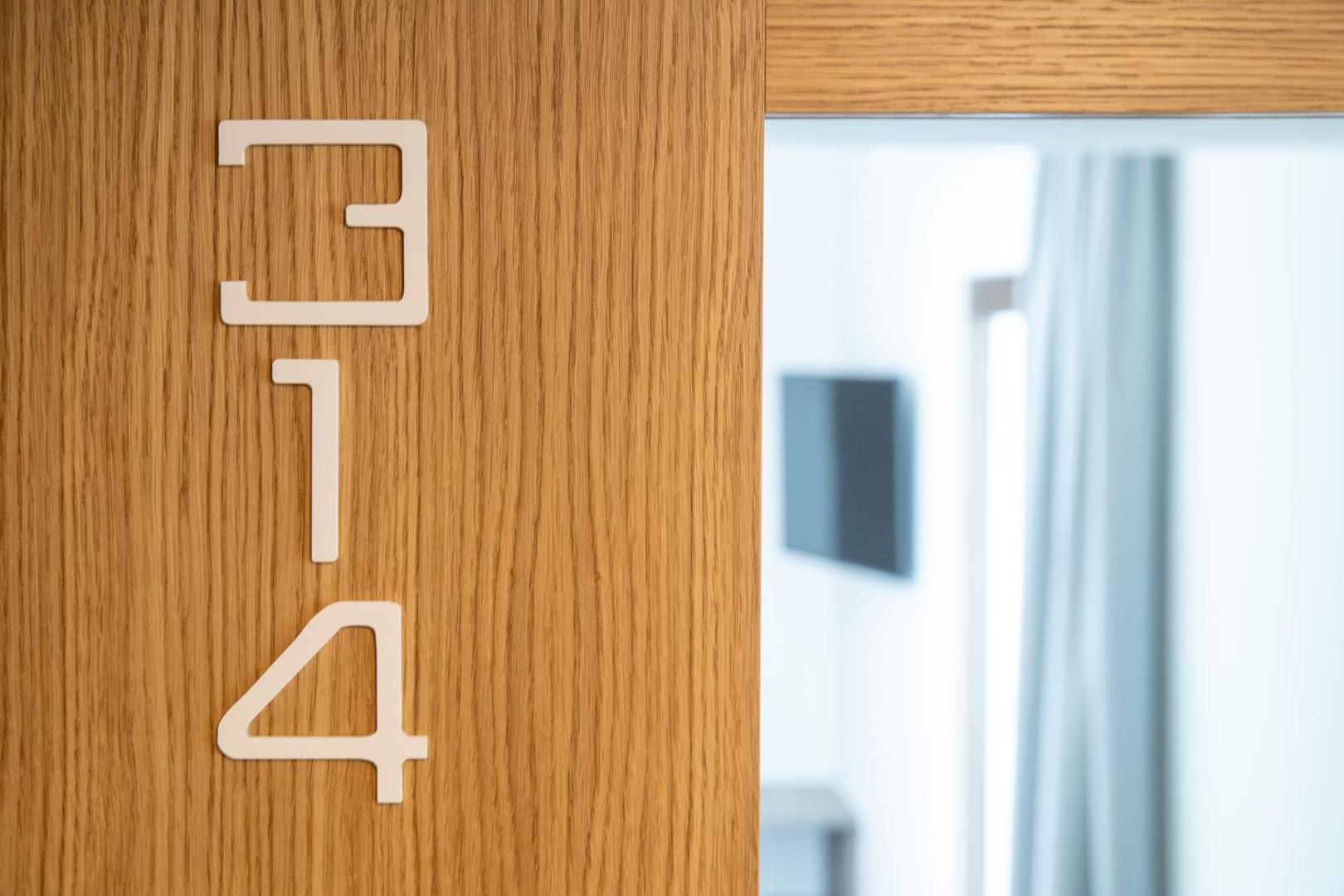 Hotel & Lounge Lago Maggiore