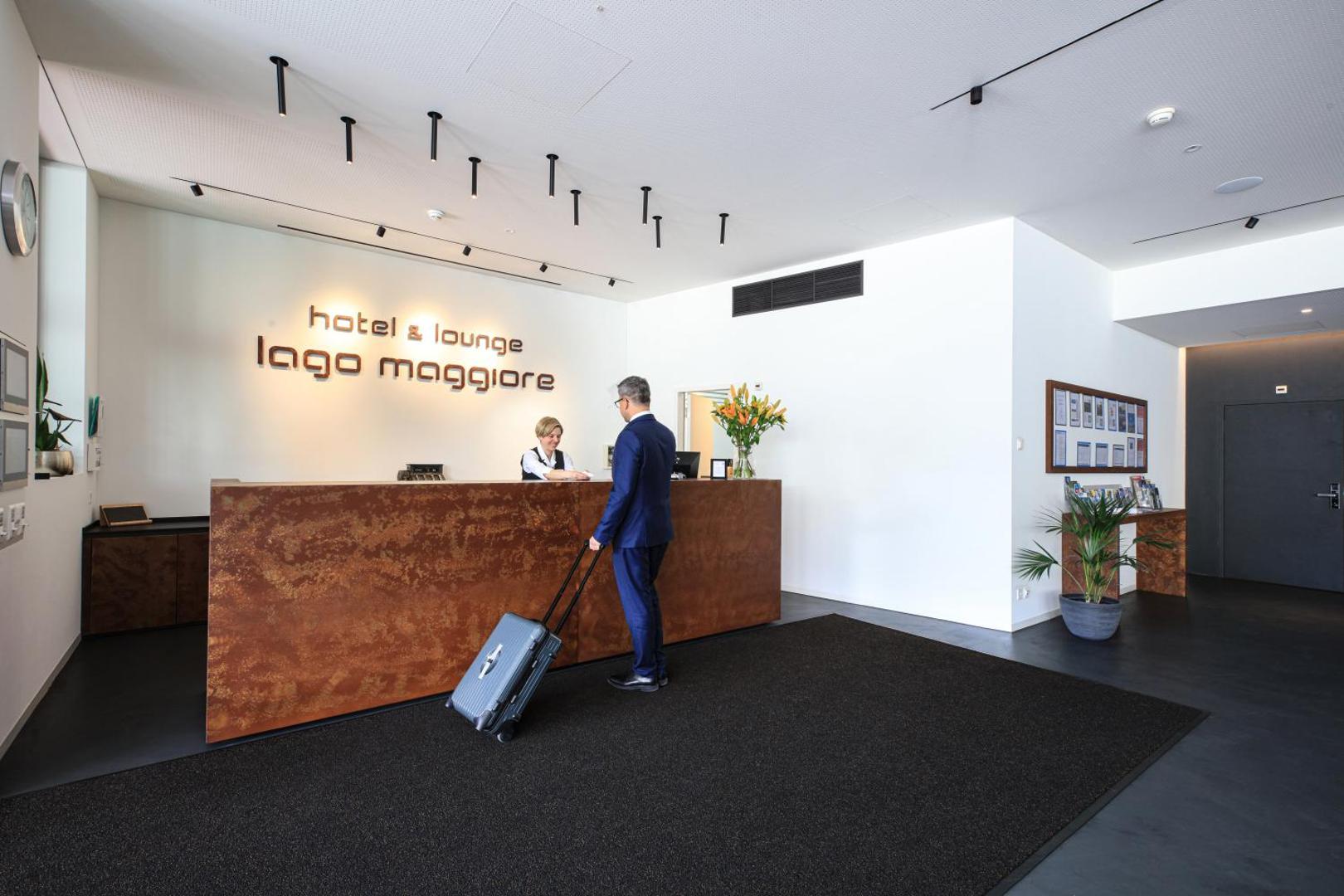 Hotel & Lounge Lago Maggiore