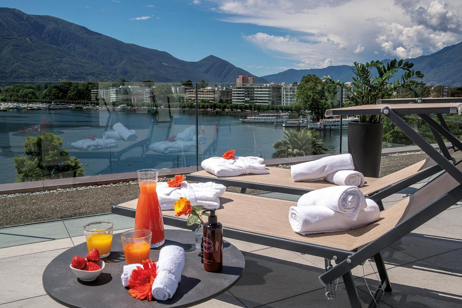 Hotel & Lounge Lago Maggiore