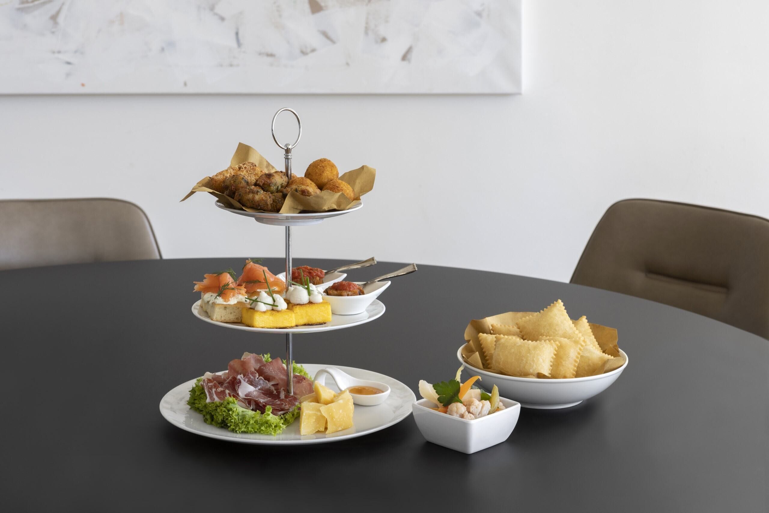 Hotel & Lounge Lago Maggiore