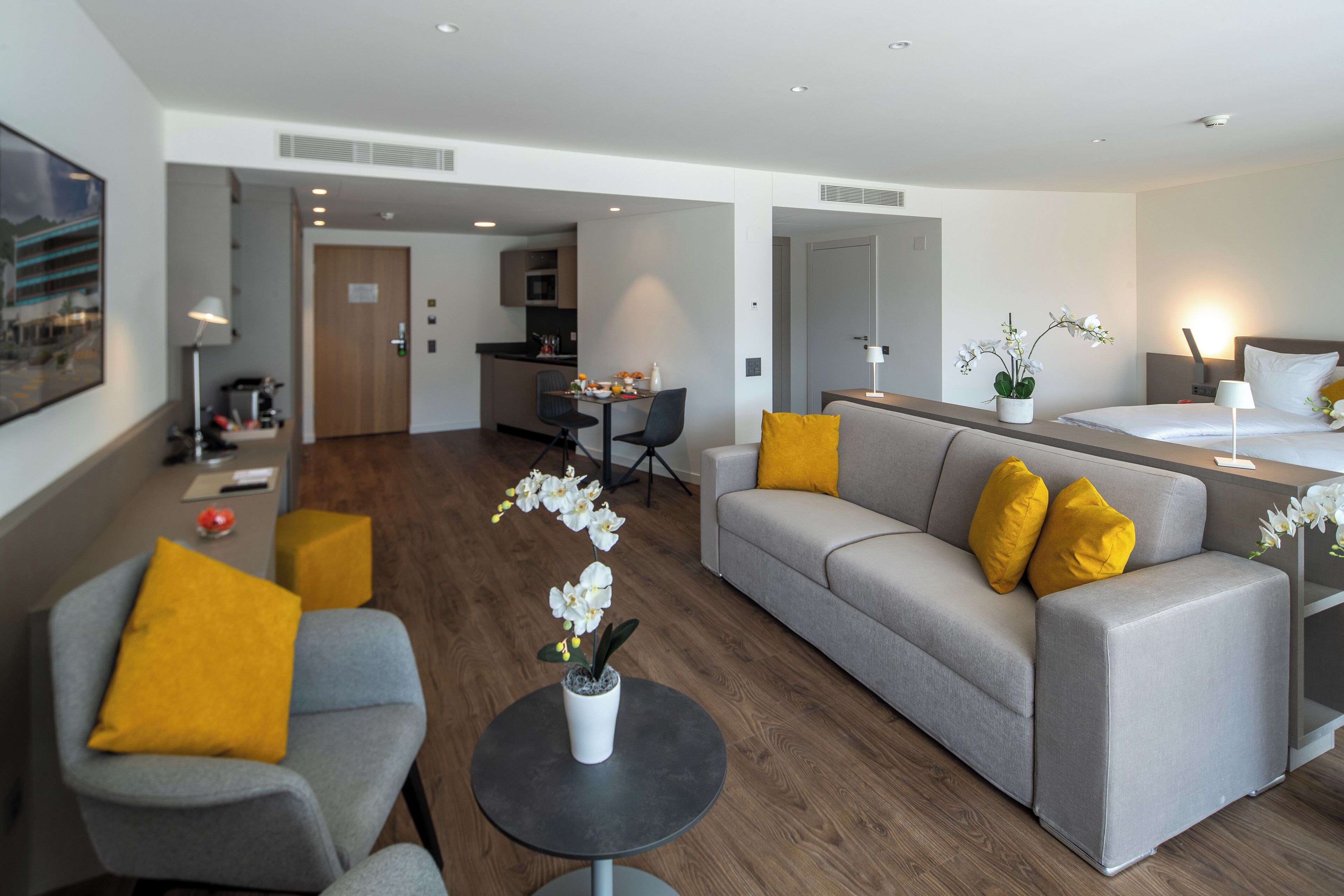 Hotel & Lounge Lago Maggiore