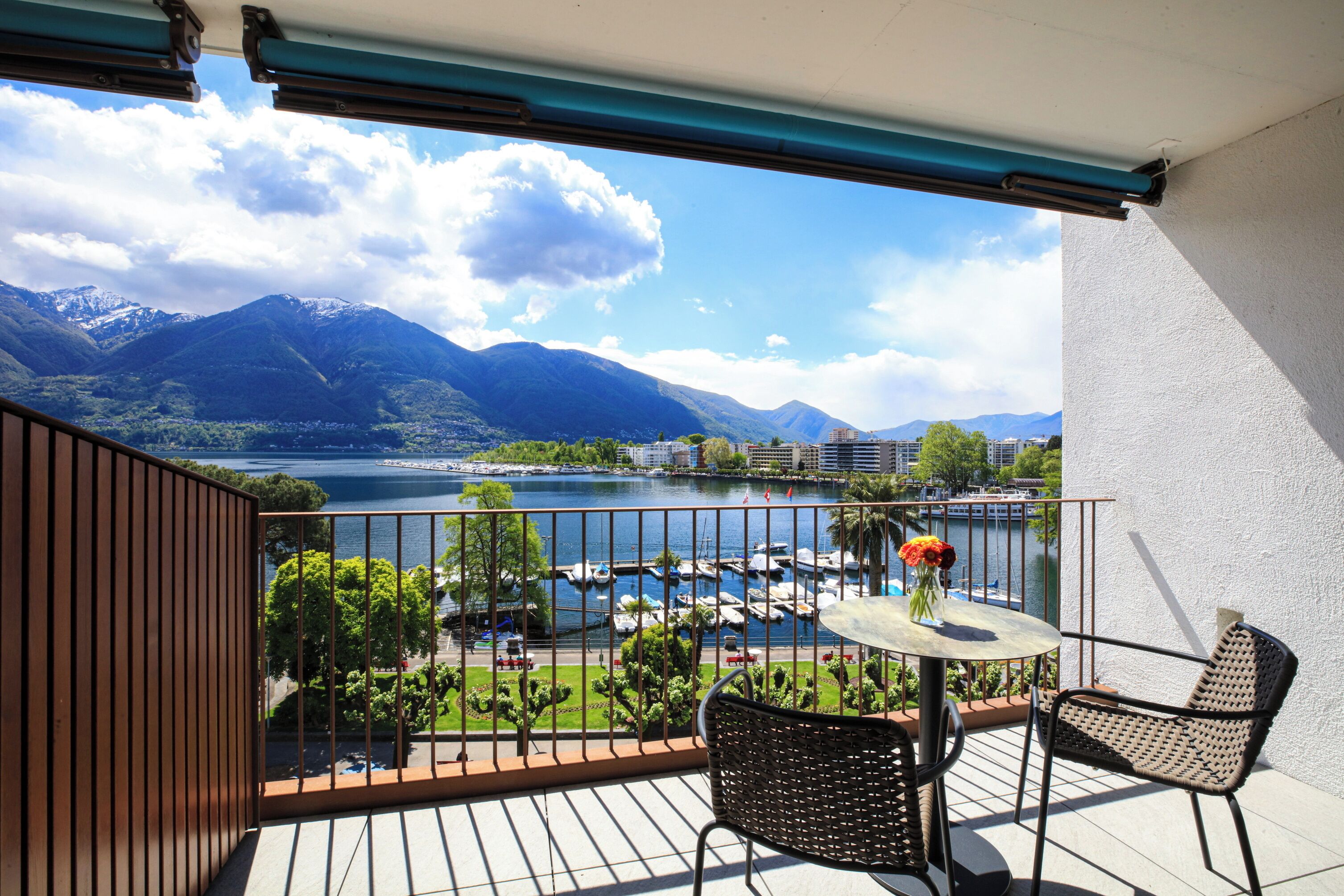 Hotel & Lounge Lago Maggiore