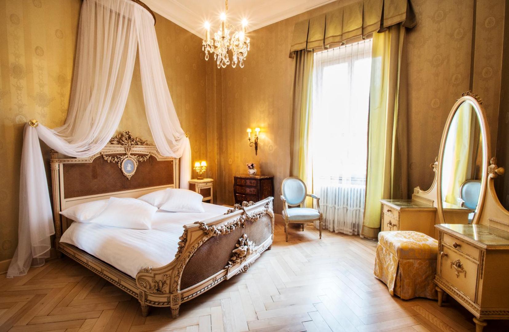 International au Lac