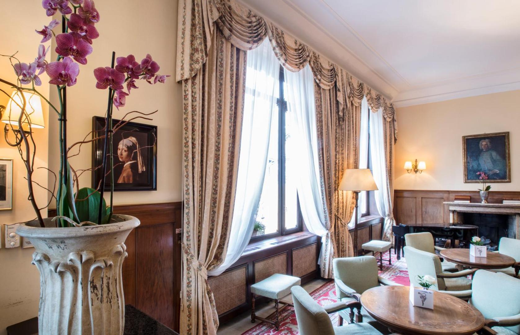 International au Lac