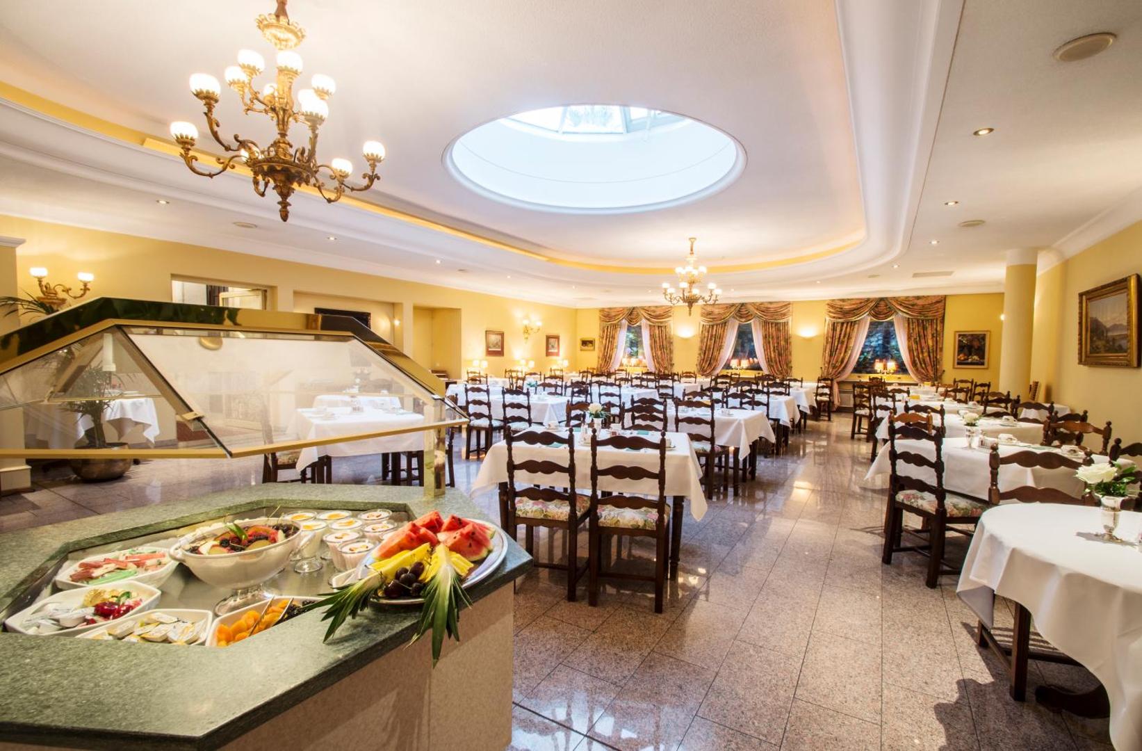 International au Lac