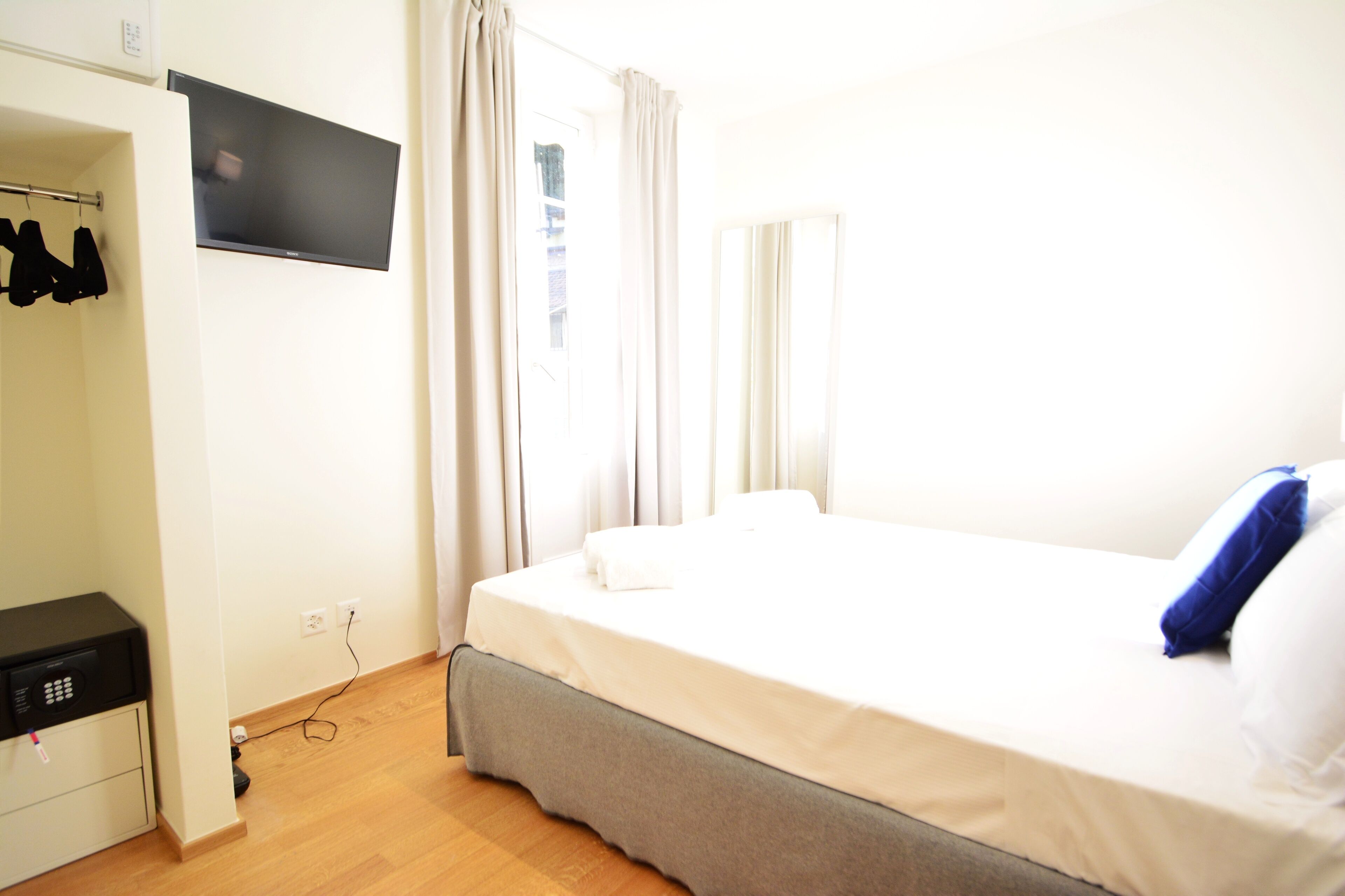 Lac Hotel