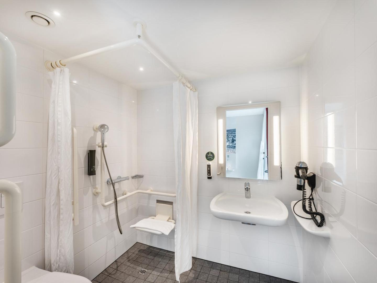 B&B Hotel Zürich Airport Rümlang