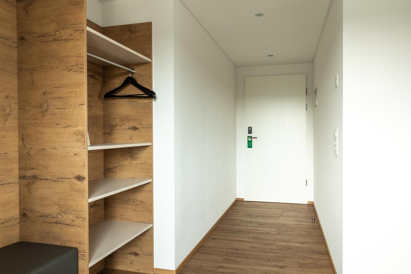 Jet Hotel Zurich Airport