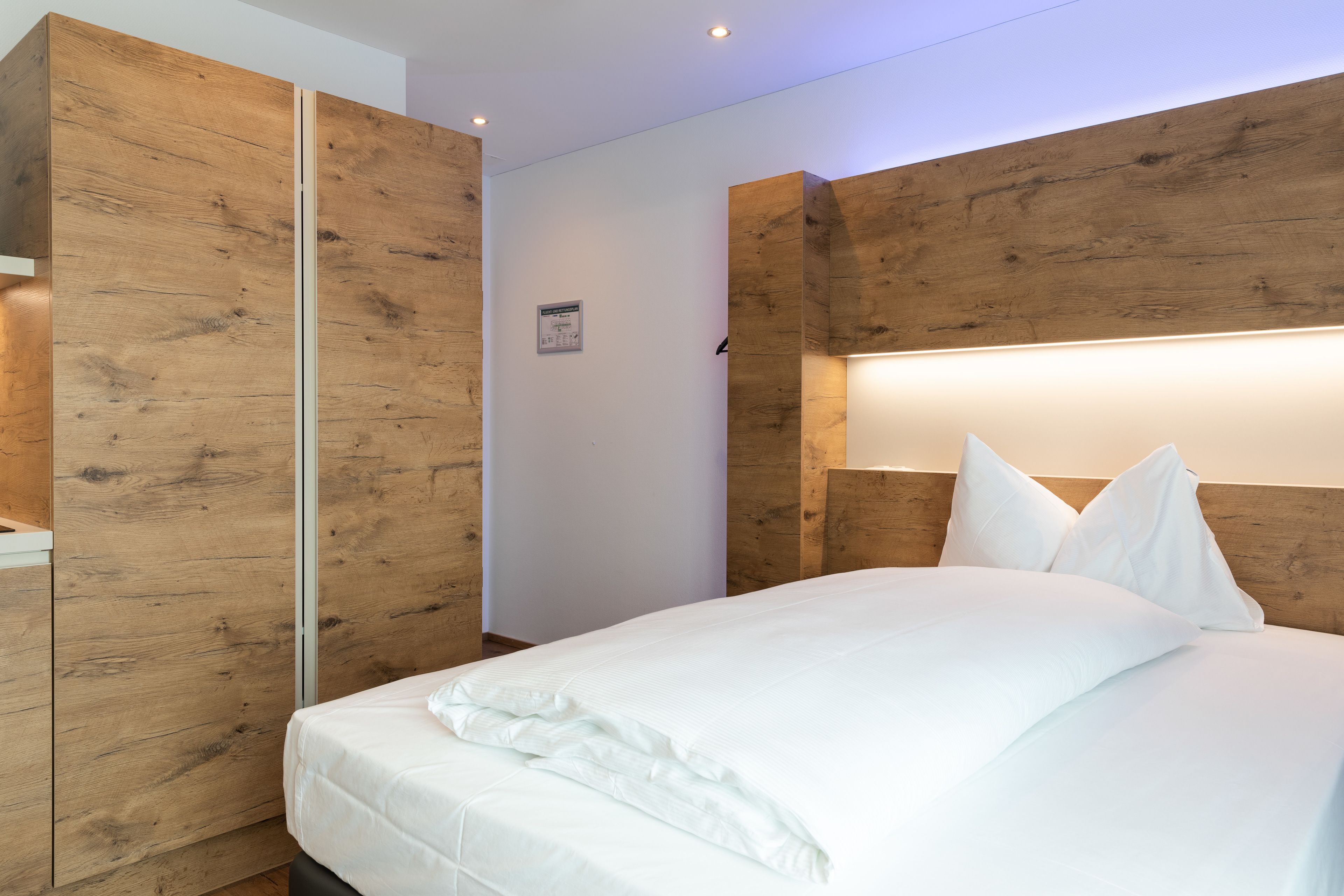 Jet Hotel Zurich Airport