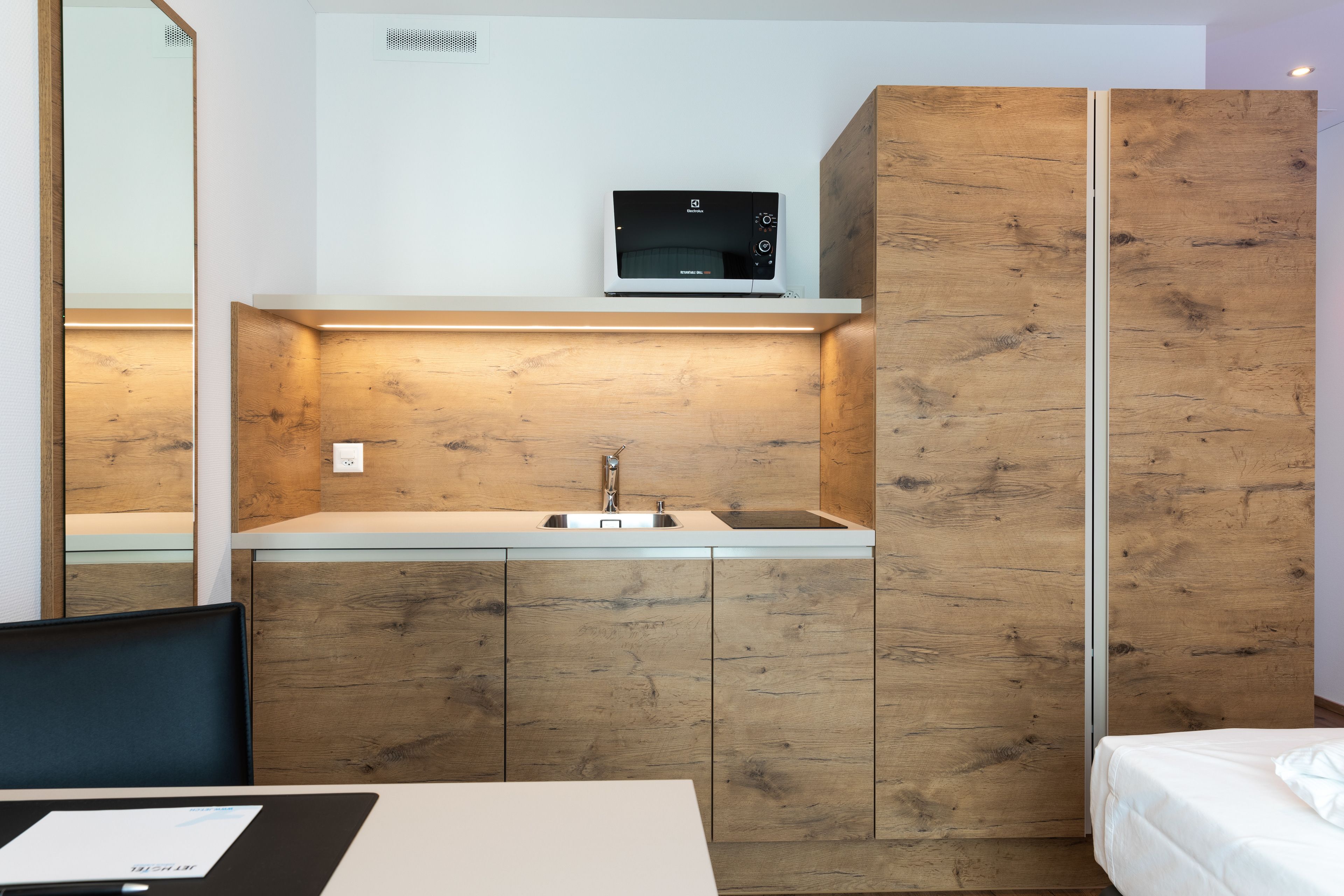 Jet Hotel Zurich Airport