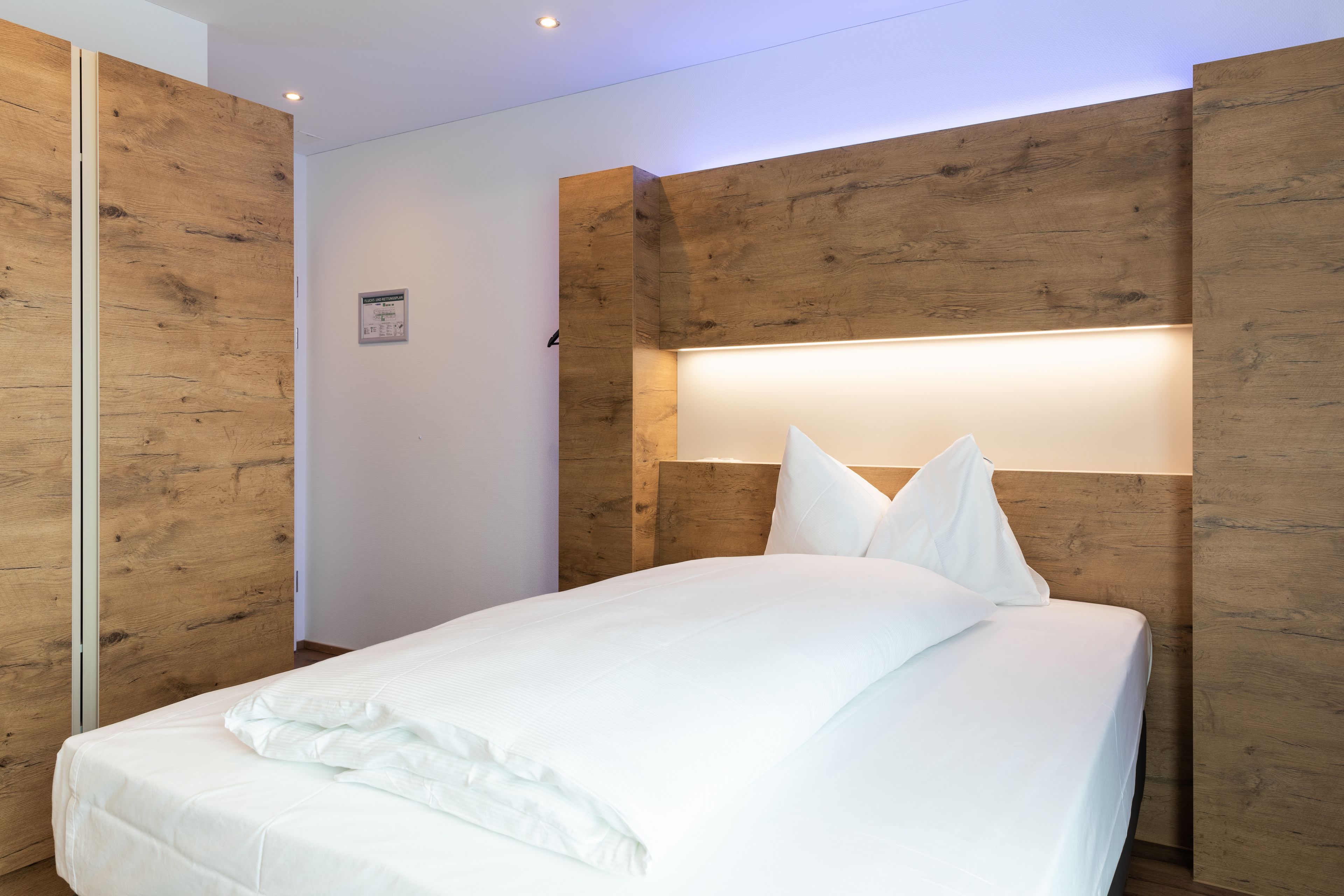 Jet Hotel Zurich Airport