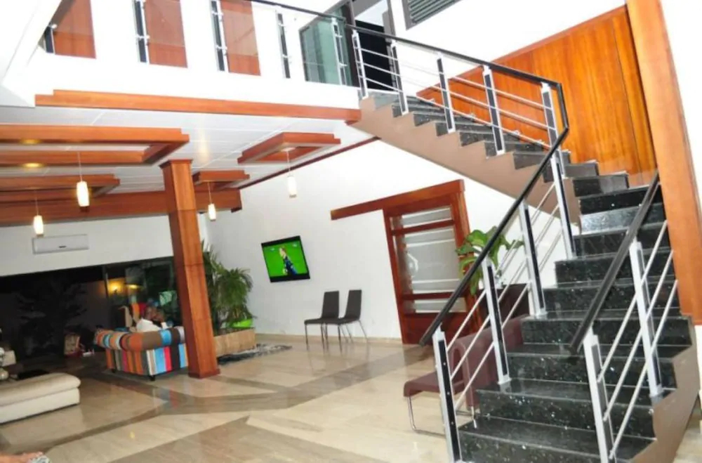 Conciergerie Hotels Limaniya