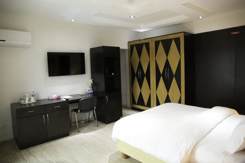 Conciergerie Hotels Limaniya