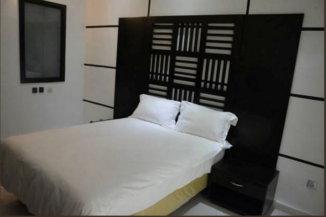 Crystal Palace Hotel