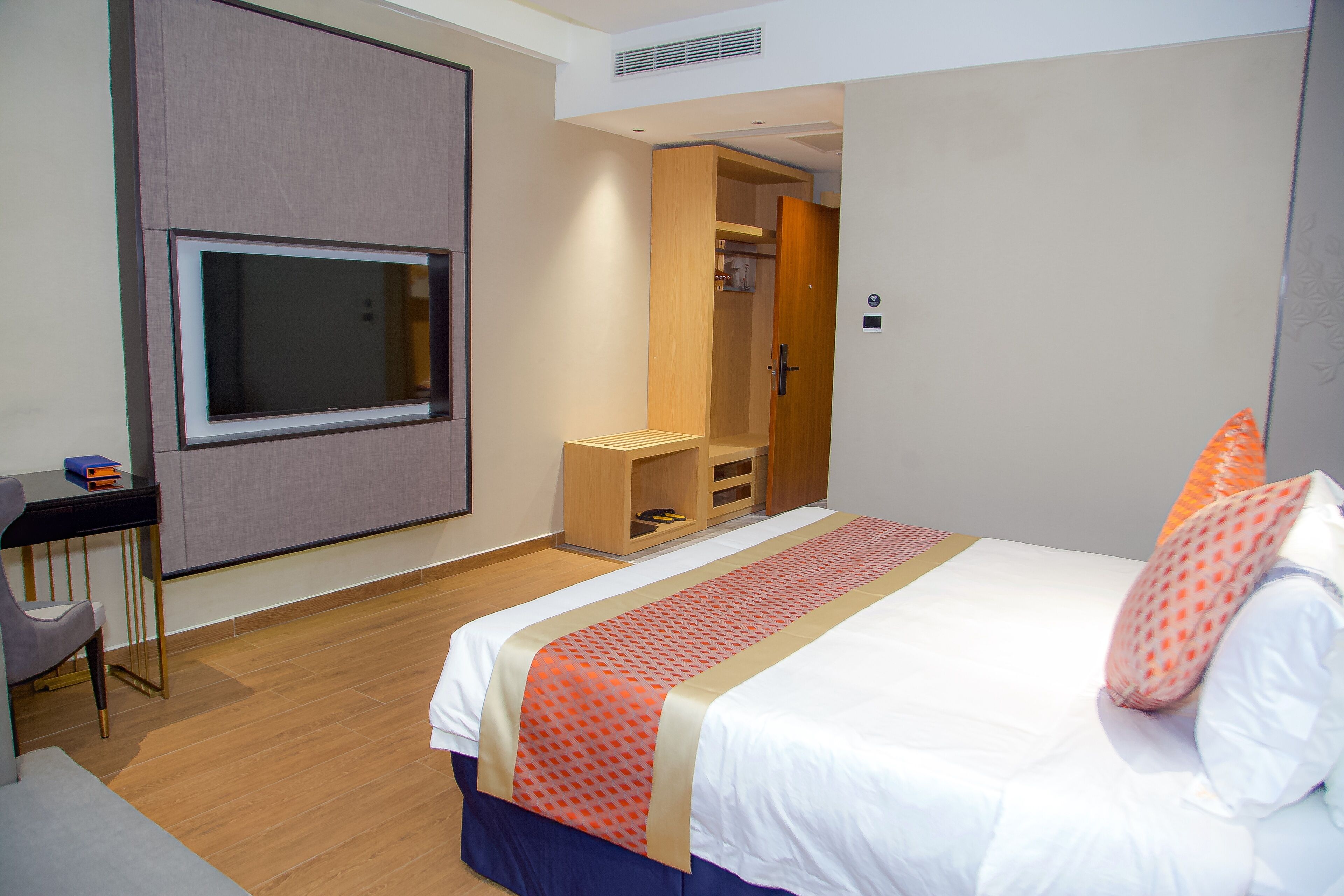 Fm Hotels
