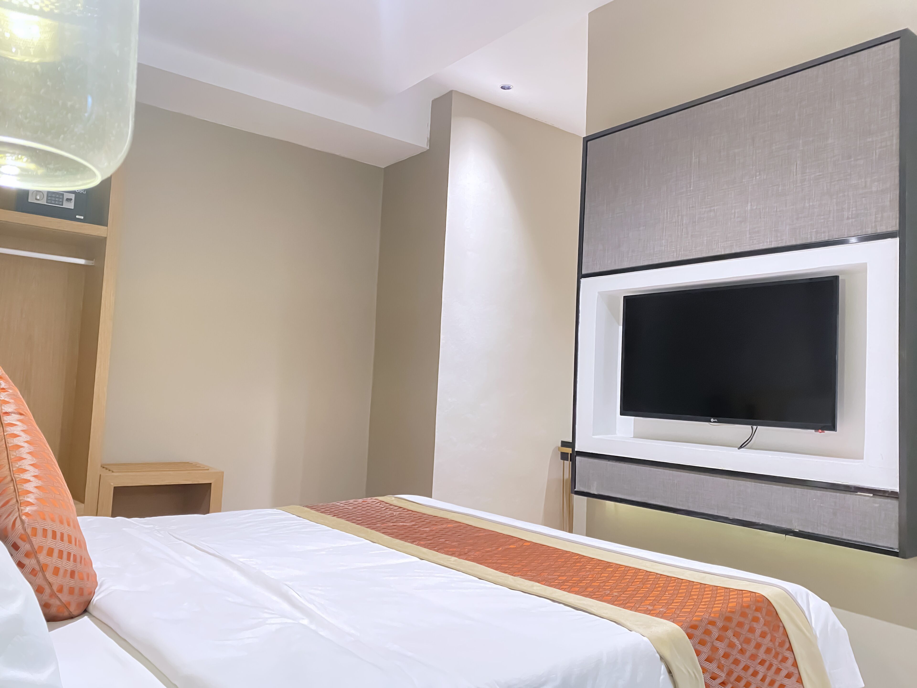 Fm Hotels